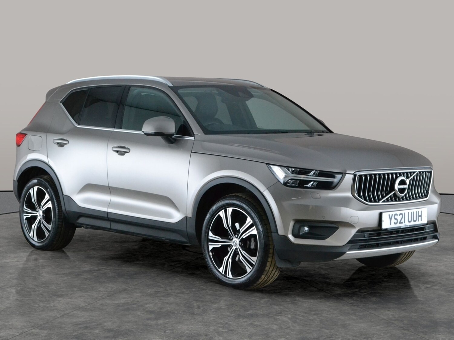 Used Volvo XC40 2021 for sale - 78140612: Photo 7