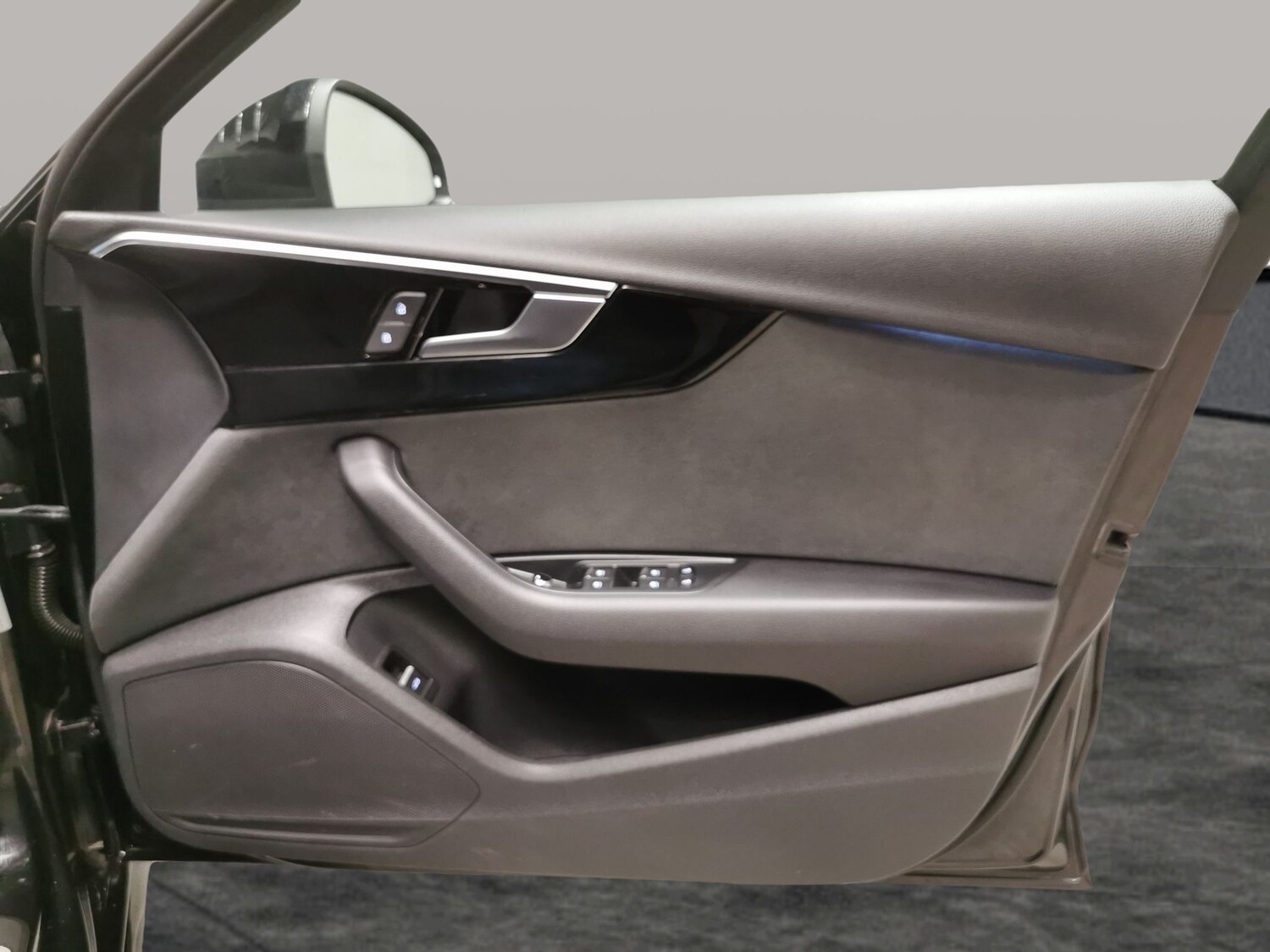 Used Audi A4 2021 for sale - 77476748: Photo 30