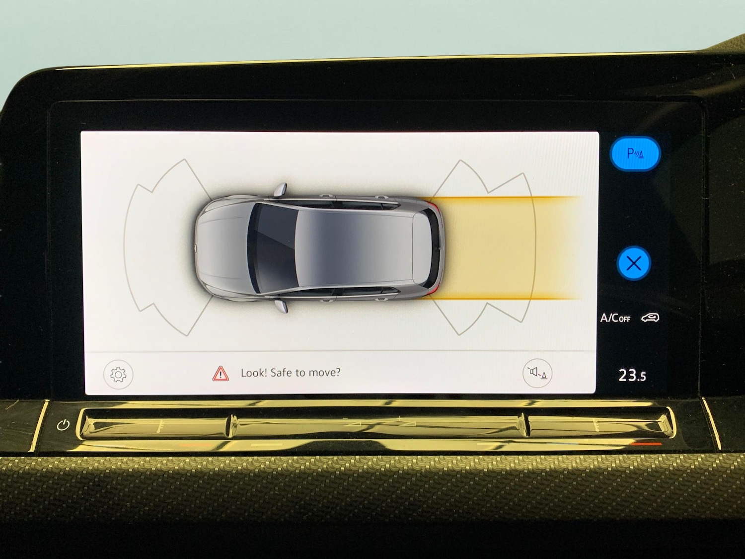 Used Volkswagen Golf 2023 for sale - 76851524: Photo 14