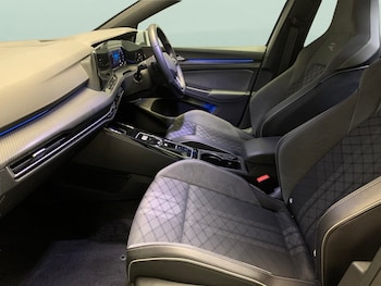 Used Volkswagen Golf 2023 for sale - 76851524: Photo