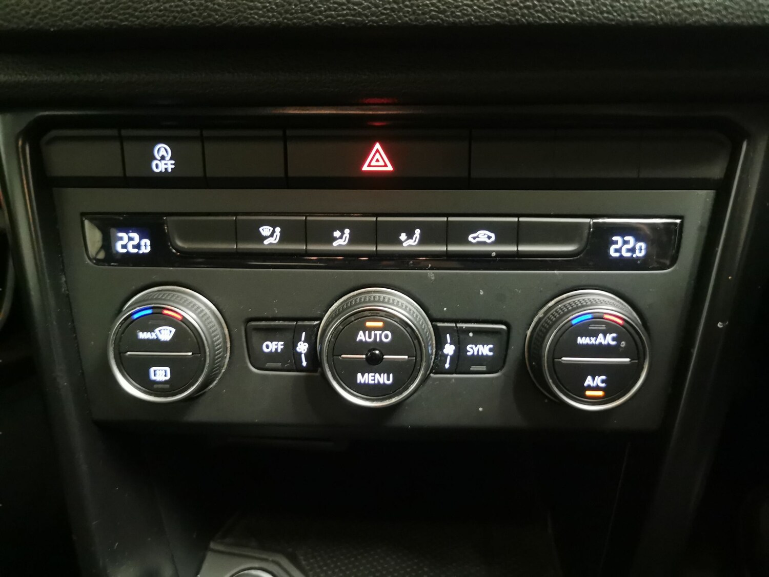 Used Volkswagen T-Roc 2018 for sale - 78211074: Photo 16