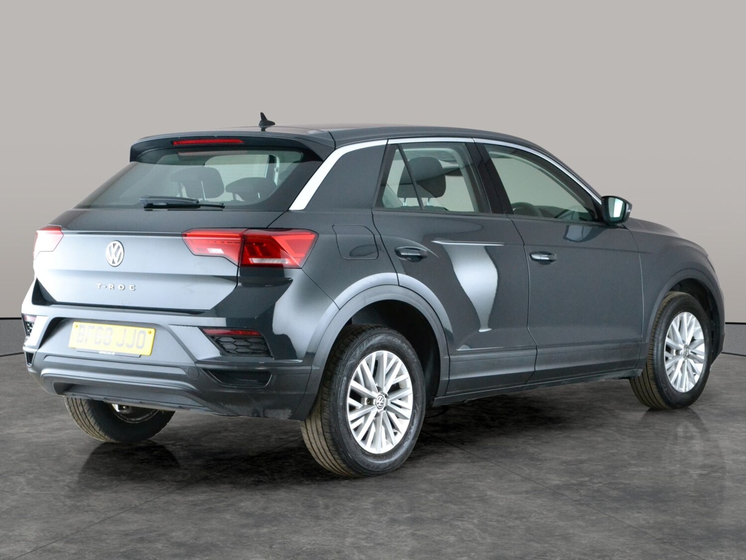 Used Volkswagen T-Roc 2018 for sale - 78211074: Photo 9