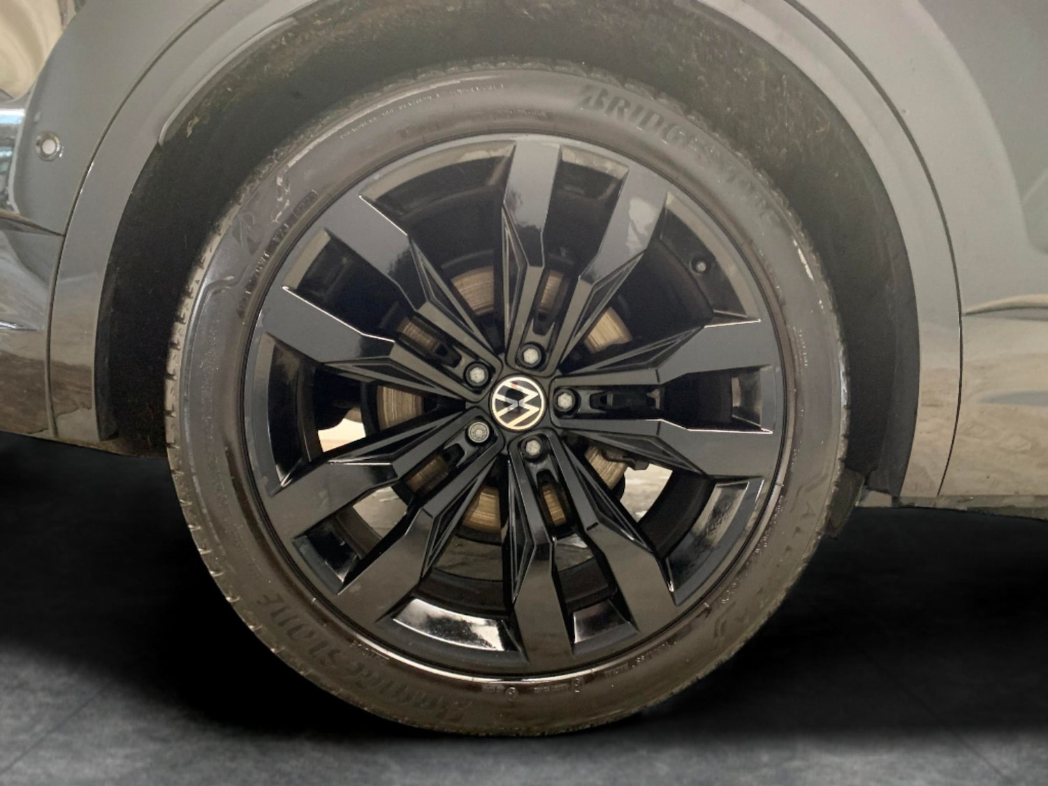 Used Volkswagen Touareg 2023 for sale - 76947115: Photo 19