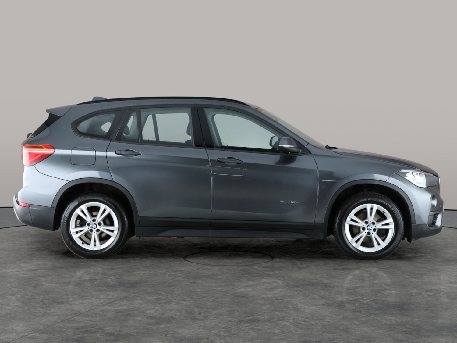 Used BMW X1 2018 for sale - 76542644: Photo 9