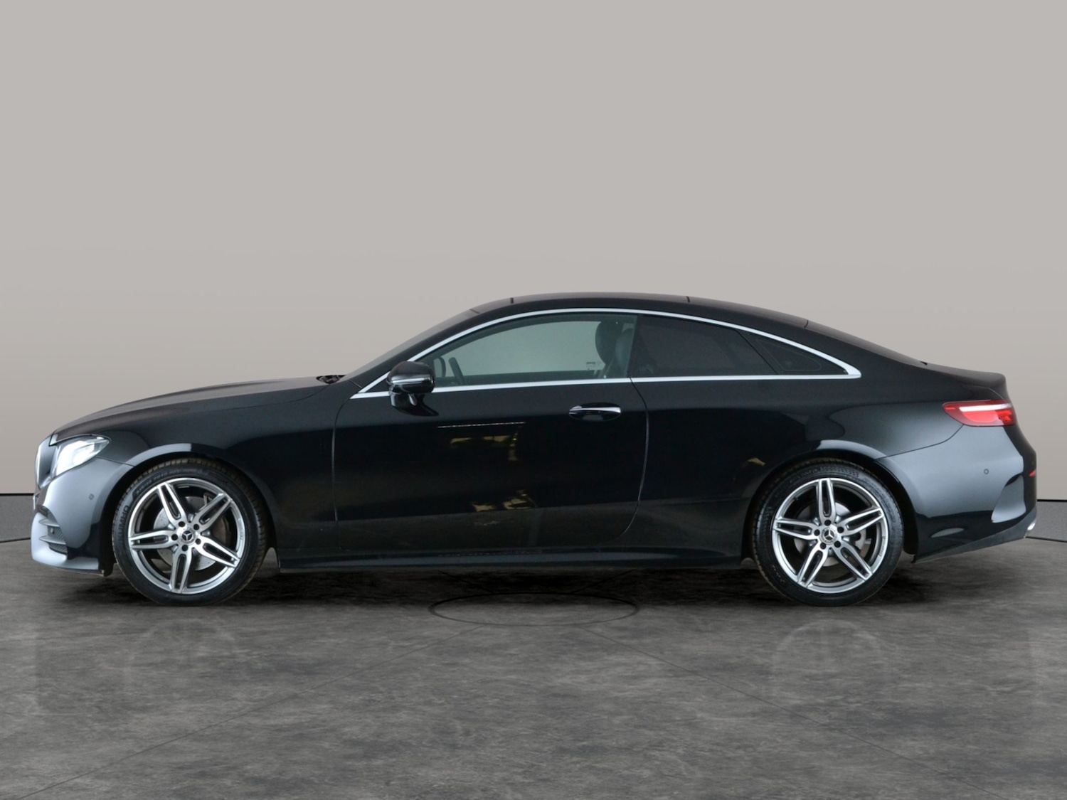 Used Mercedes-Benz E Class 2018 for sale - 78025366: Photo 14