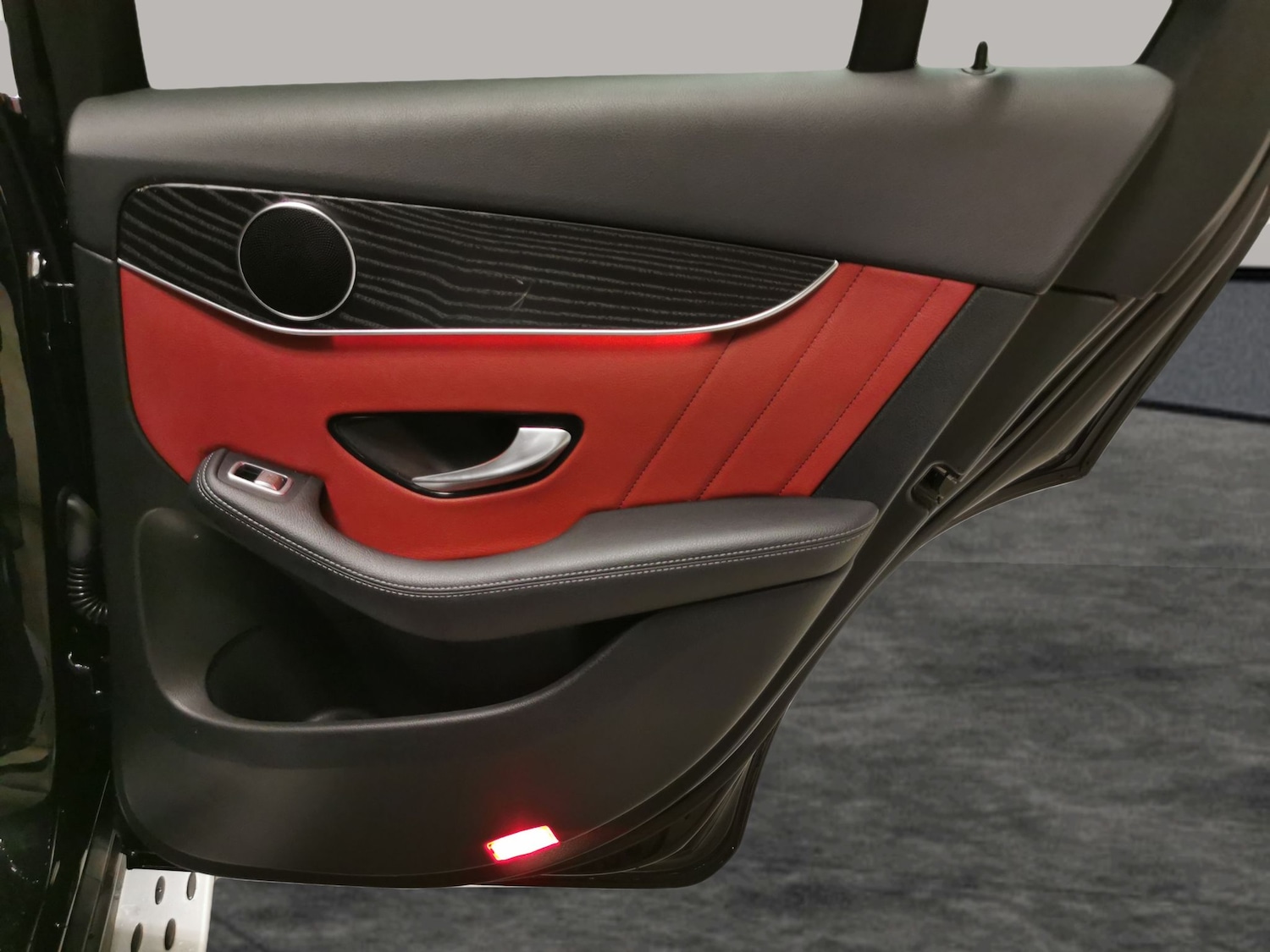 Used Mercedes-Benz GLC 2019 for sale - 77698651: Photo 30