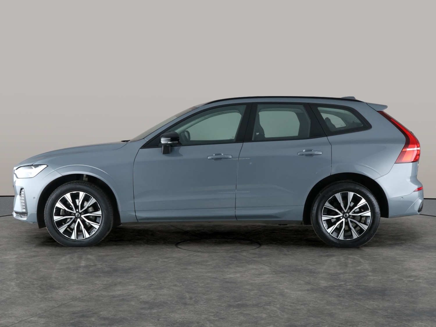 Used Volvo XC60 2023 for sale - 76736200: Photo 14