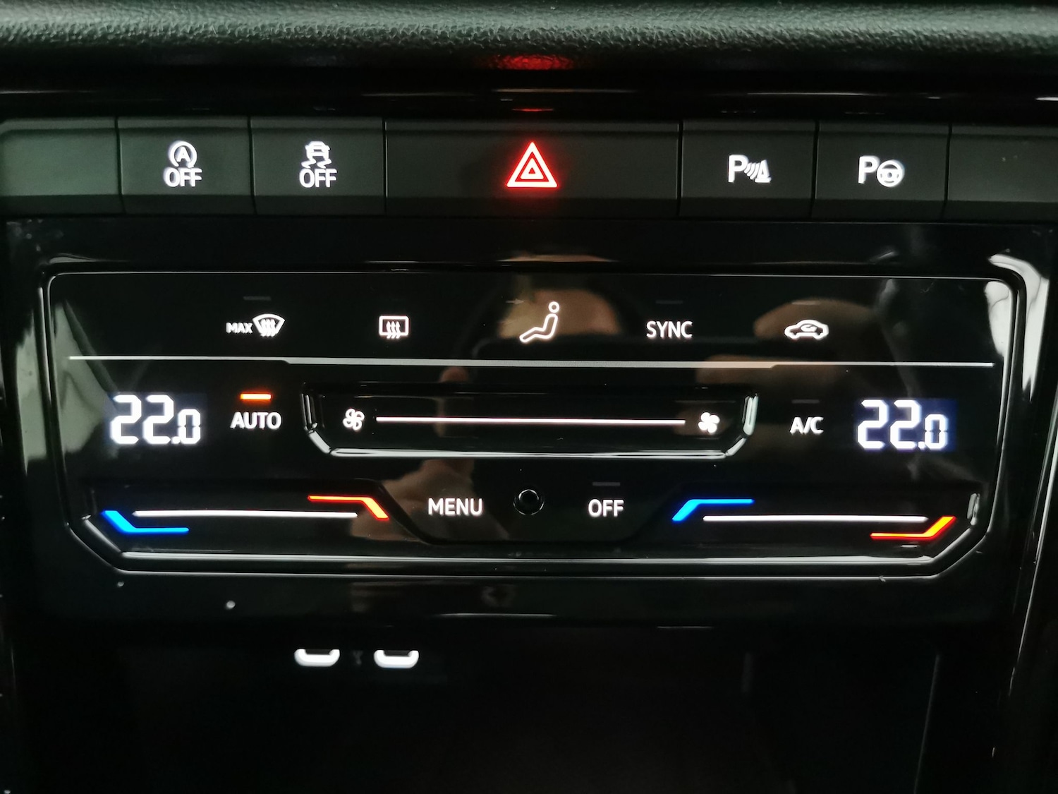 Used Volkswagen T-Roc 2023 for sale - 77167415: Photo 17