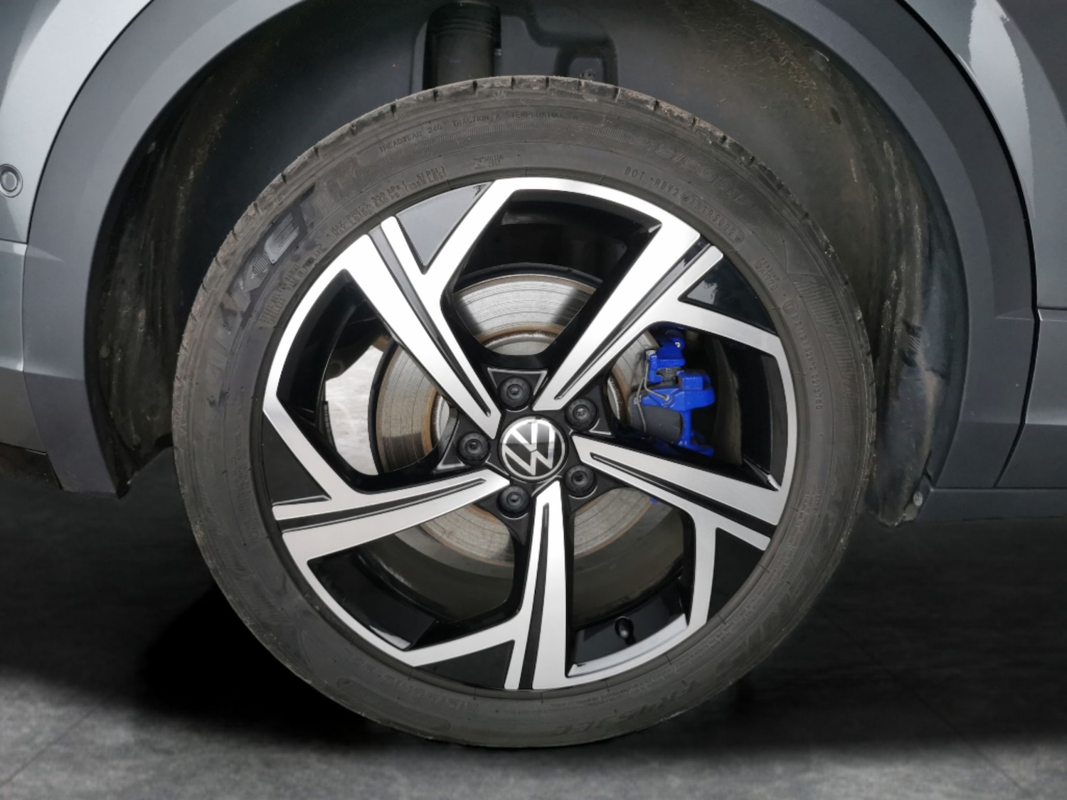 Used Volkswagen T-Roc 2023 for sale - 77167415: Photo 26