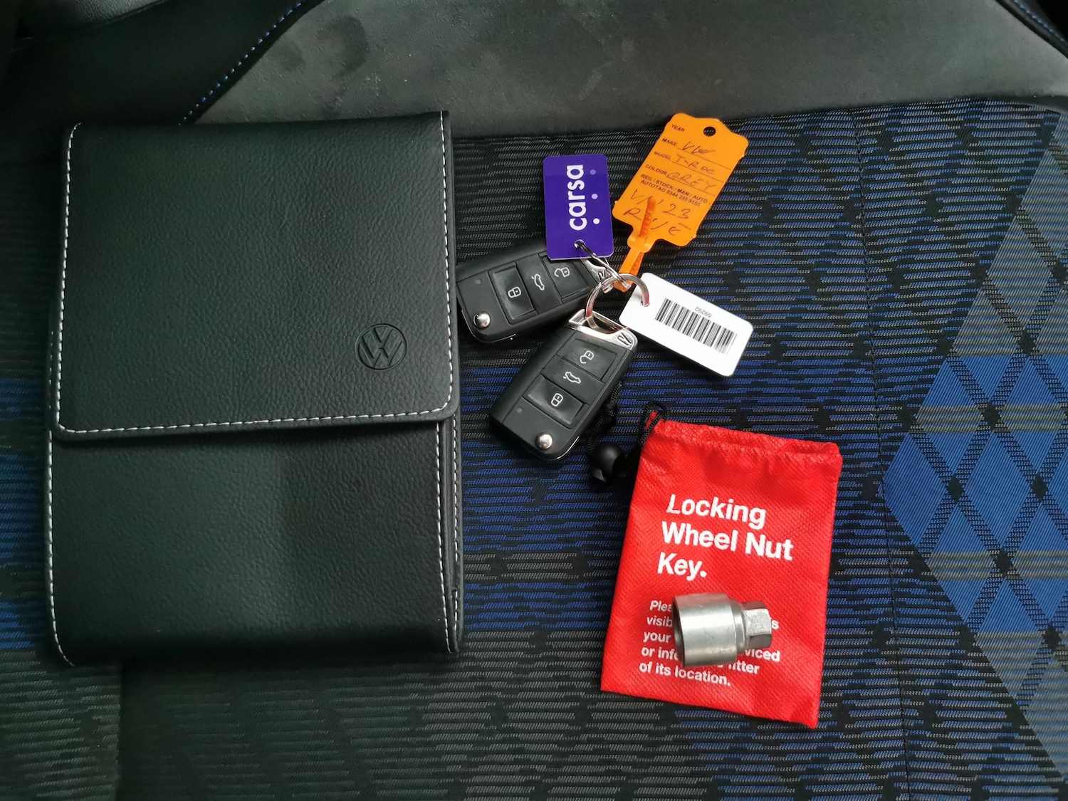 Used Volkswagen T-Roc 2023 for sale - 77167415: Photo 33