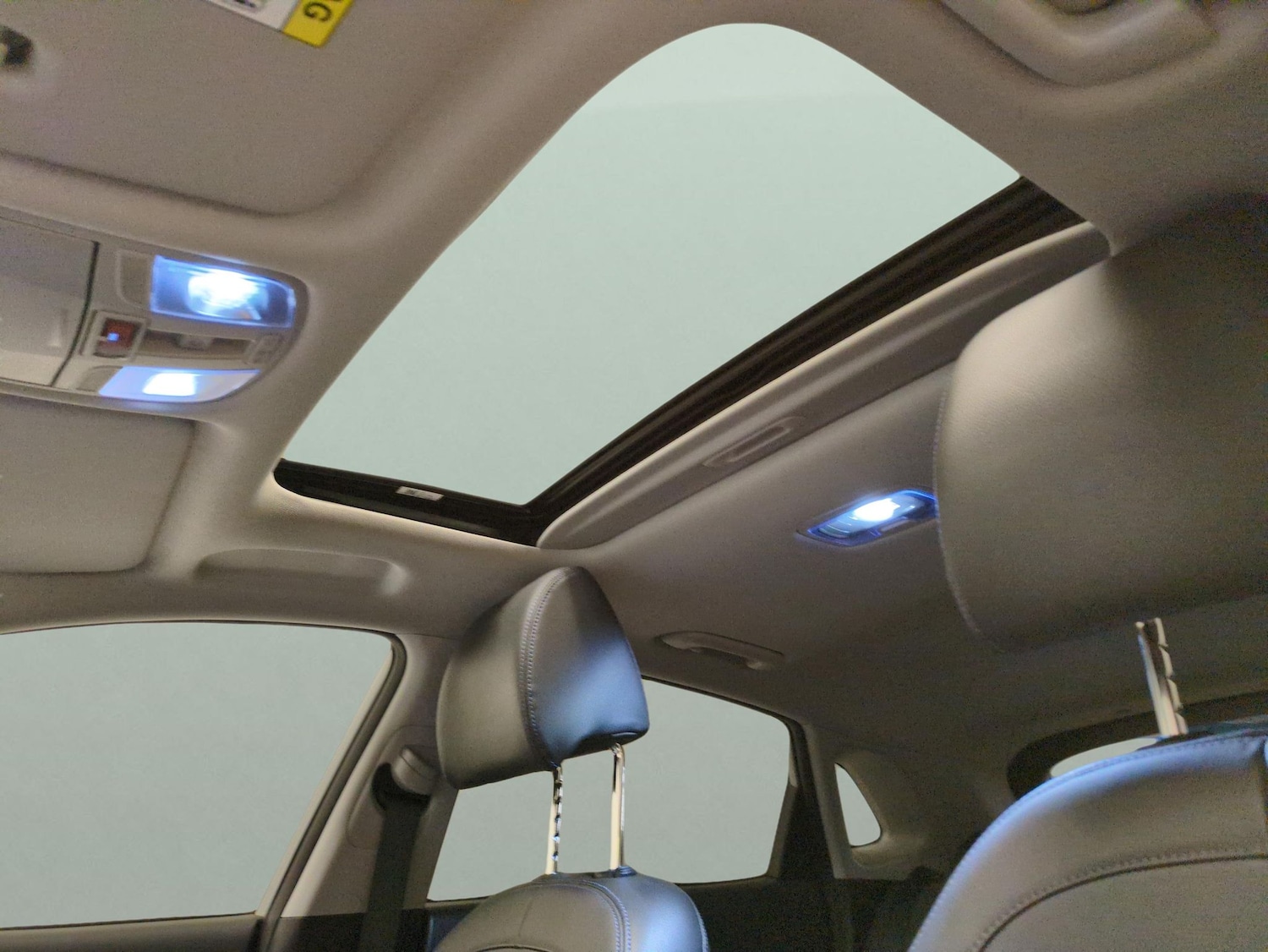 Used Hyundai KONA 2023 for sale - 77946768: Photo 5