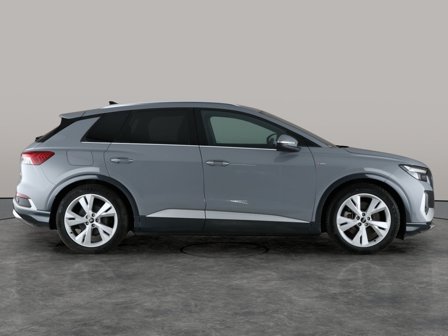 Used Audi Q4 e-tron 2021 for sale - 76452551: Photo 12