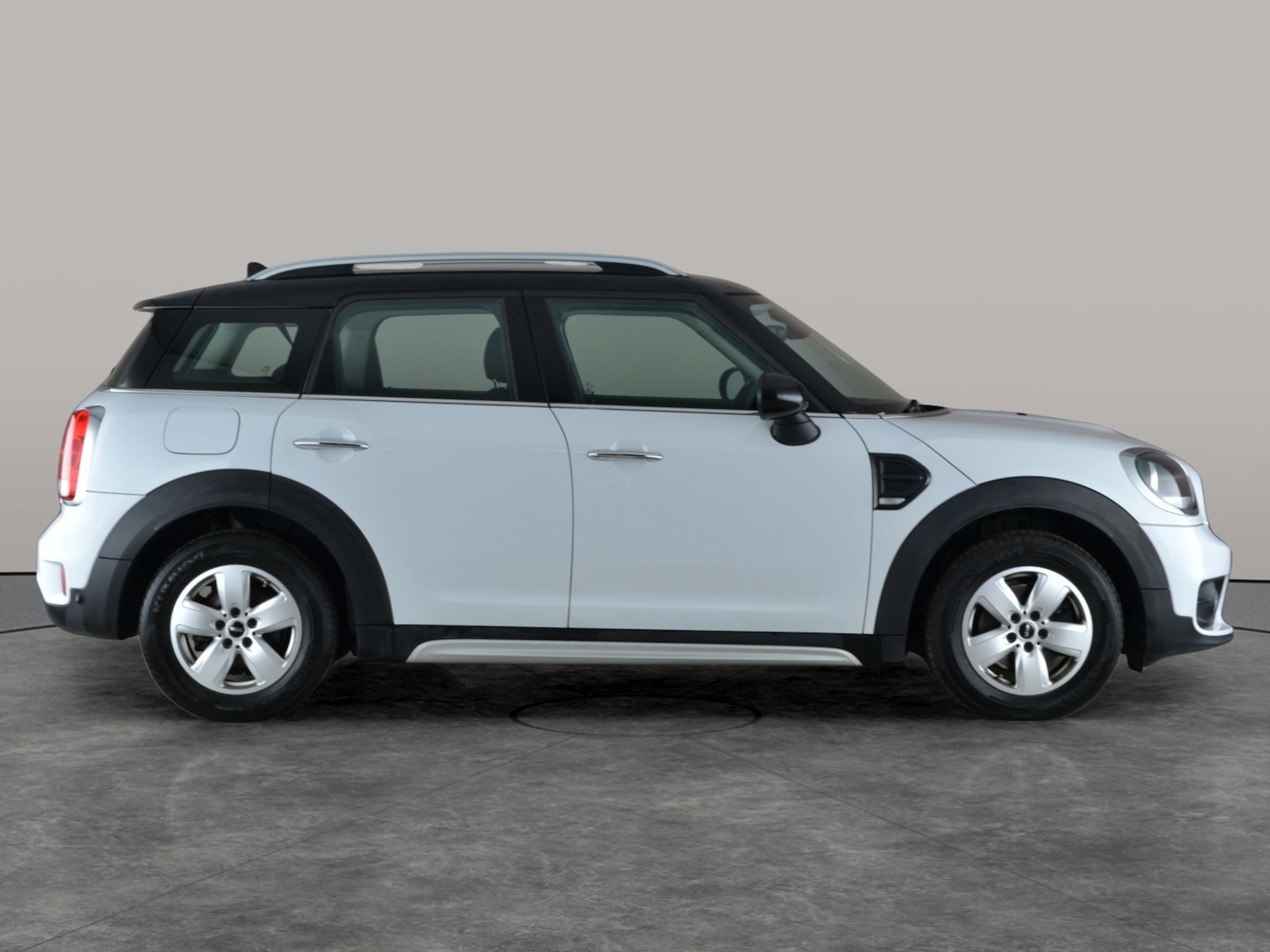 Used MINI Countryman 2019 for sale - 77347190: Photo 9