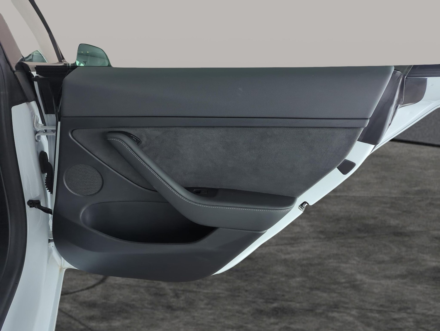 Used Tesla Model 3 2021 for sale - 77505433: Photo 28