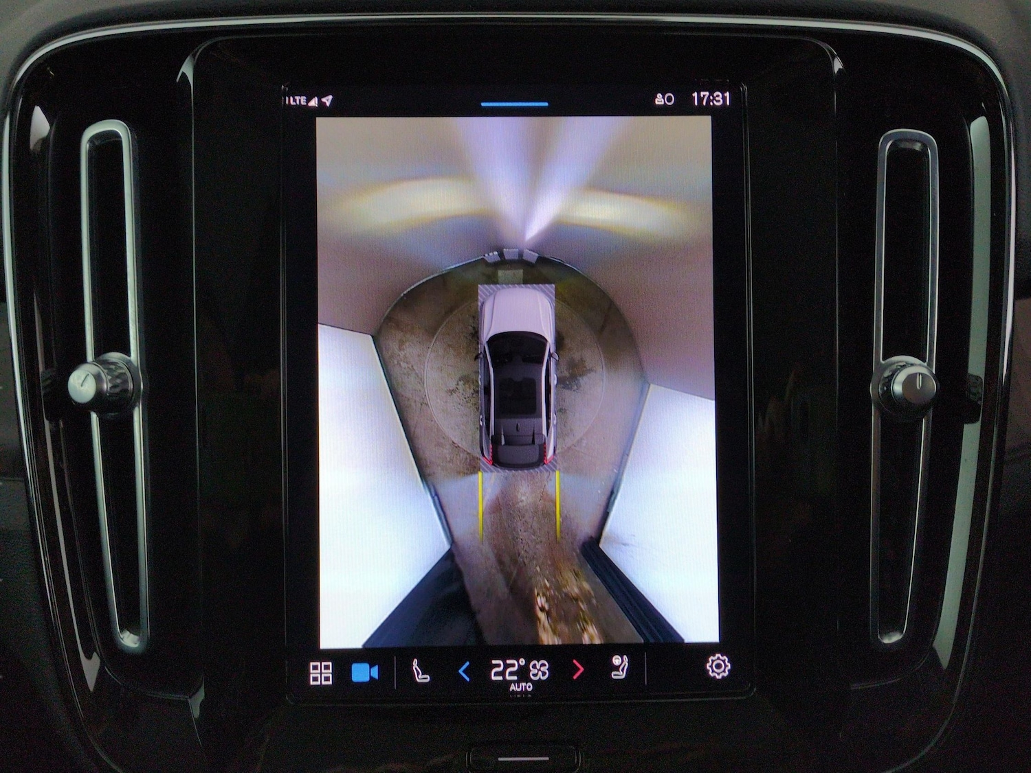 Used Volvo C40 2022 for sale - 77241207: Photo 7