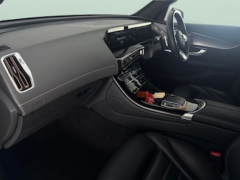 Used Mercedes-Benz EQC 2021 for sale - 76717834: Photo