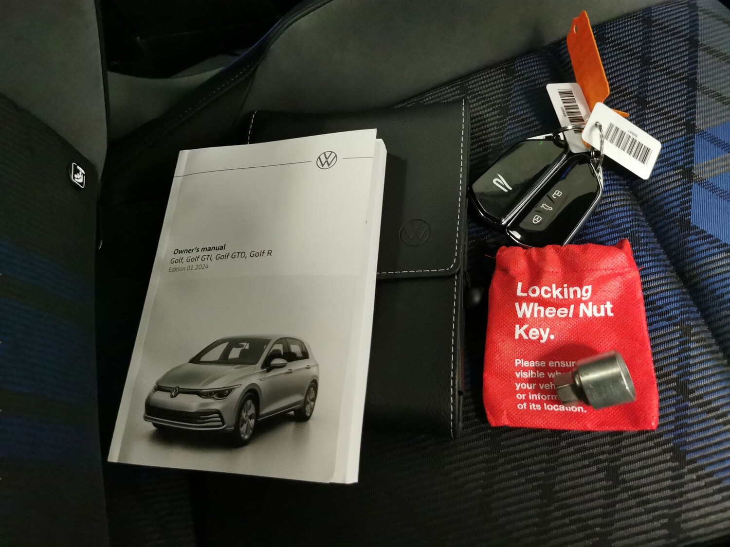 Used Volkswagen Golf 2024 for sale - 77810672: Photo 30