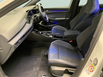 Used Volkswagen Golf 2023 for sale - 77979372: Photo