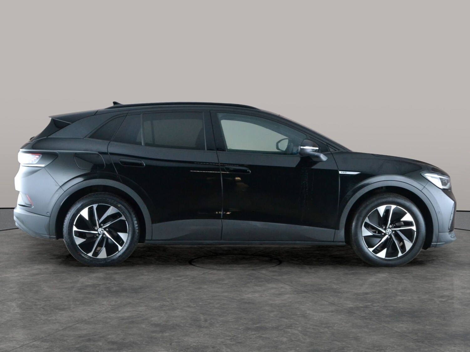 Used Volkswagen ID.4 2023 for sale - 77702987: Photo 10