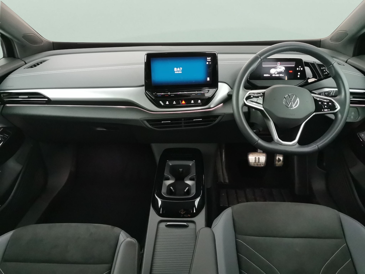 Used Volkswagen ID.4 2023 for sale - 77702987: Photo 8