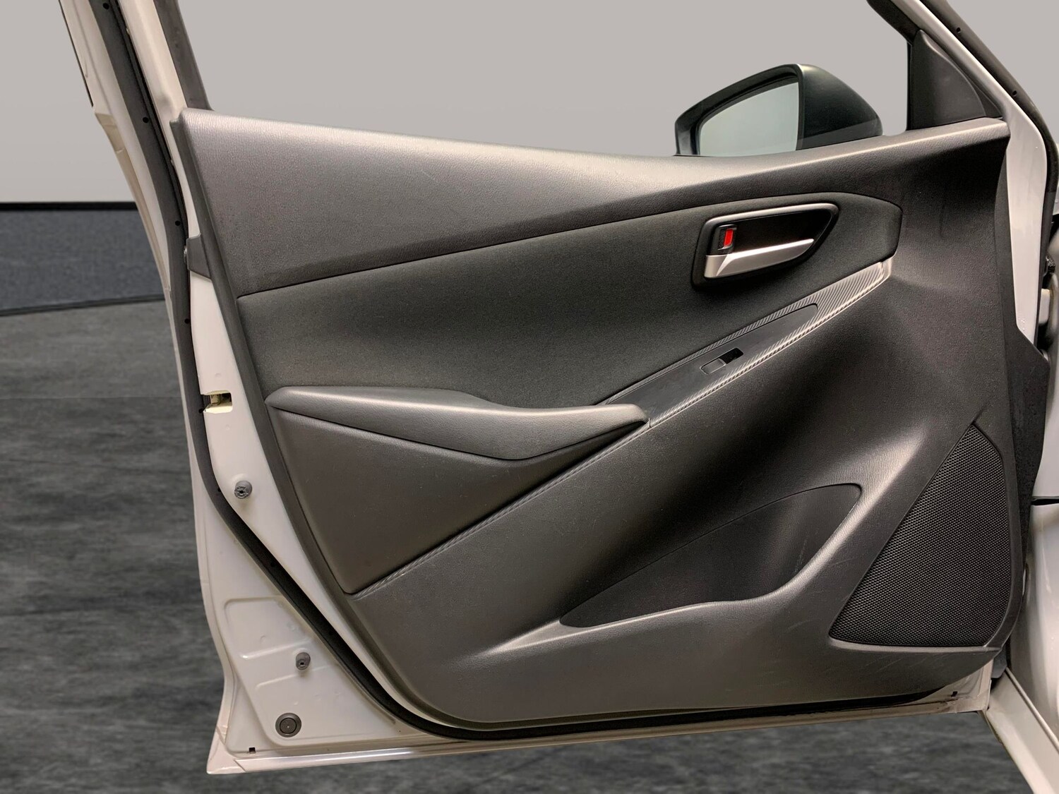 Used Mazda Mazda2 2024 for sale - 77505474: Photo 25