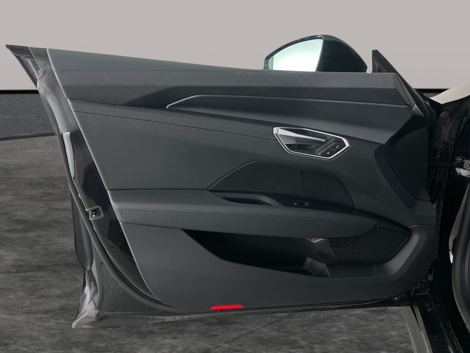 Used Audi e-tron GT 2023 for sale - 77259466: Photo 32