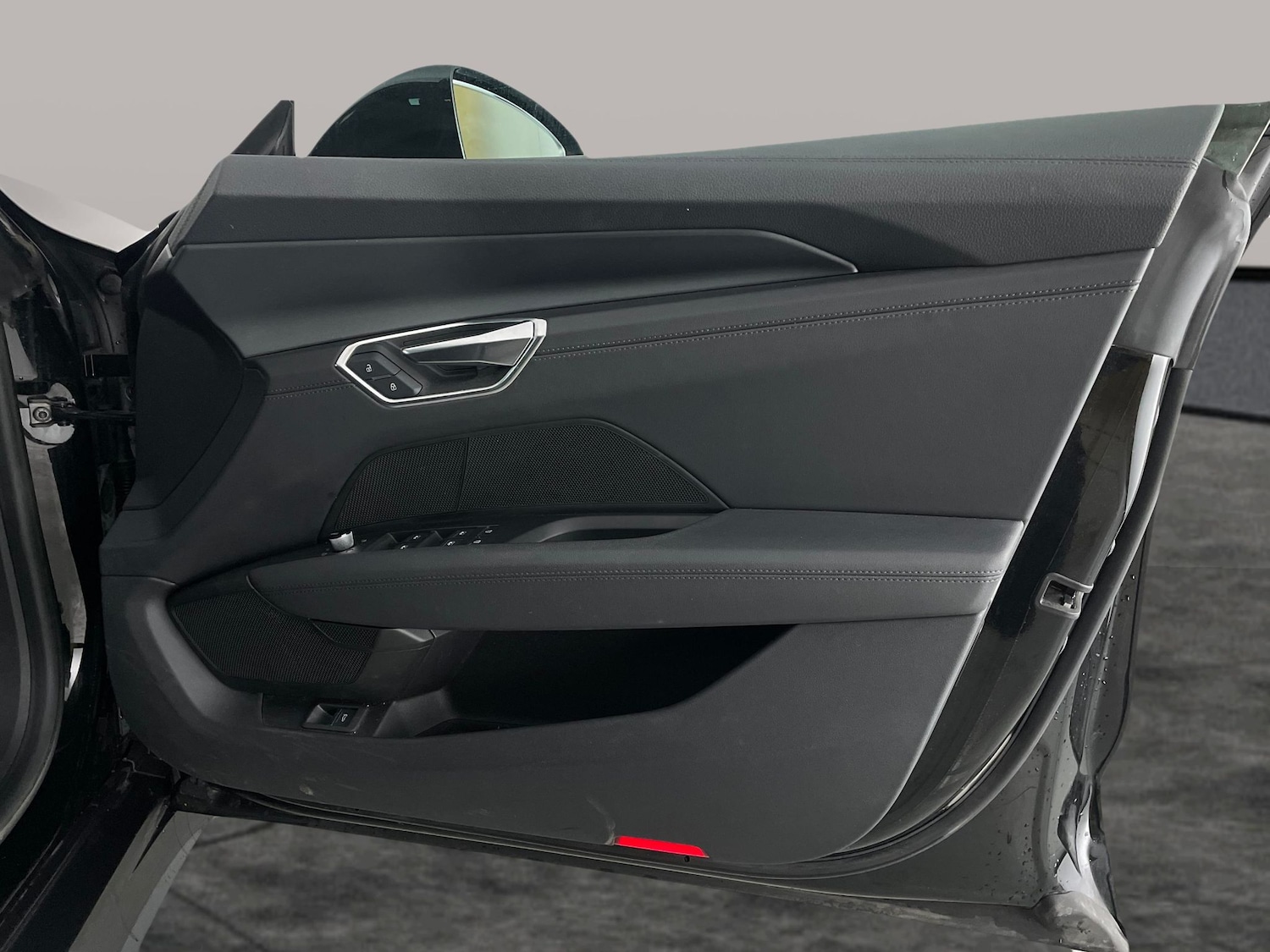 Used Audi e-tron GT 2023 for sale - 77259466: Photo 35