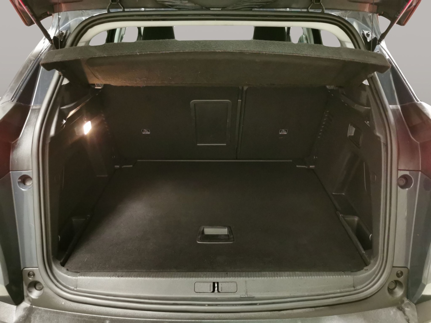 Used Peugeot 3008 2018 for sale - 76501984: Photo 32