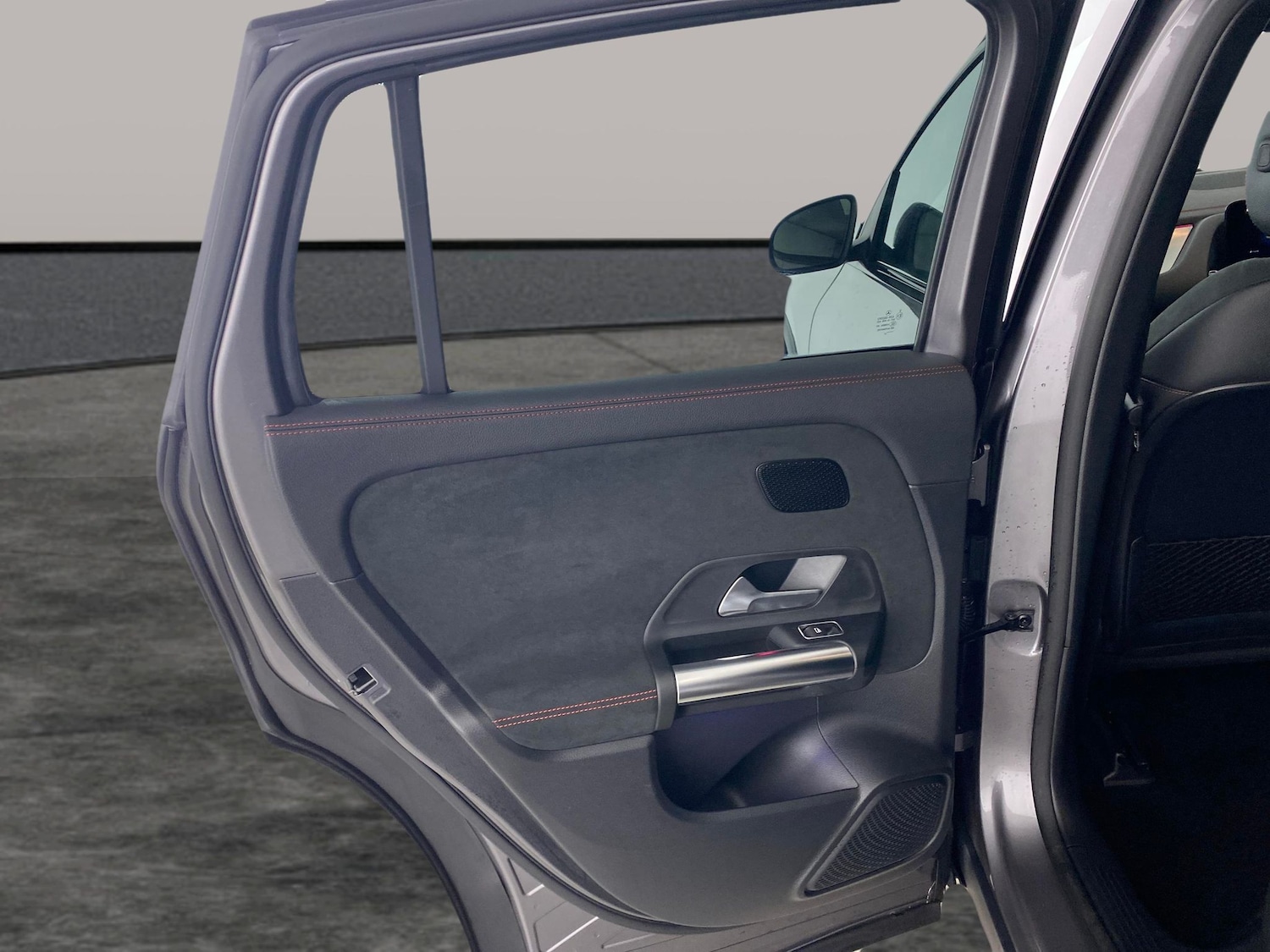 Used Mercedes-Benz EQA 2021 for sale - 76494311: Photo 28