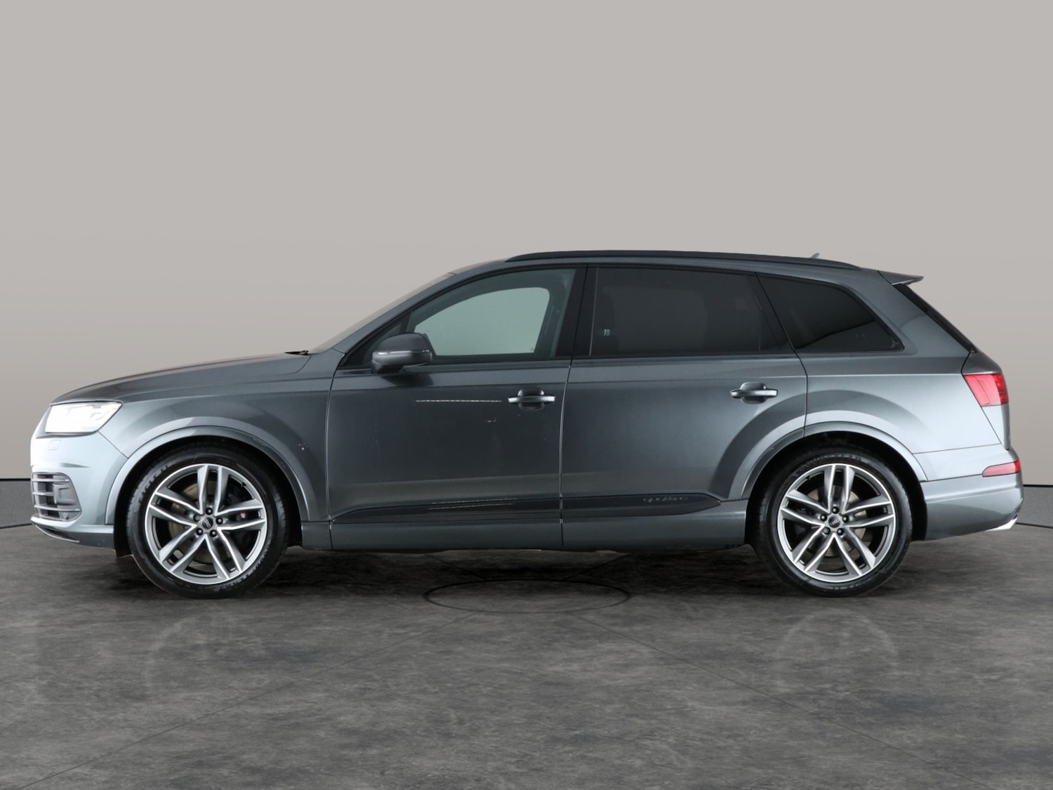 Used Audi SQ7 2017 for sale - 76540333: Photo 13