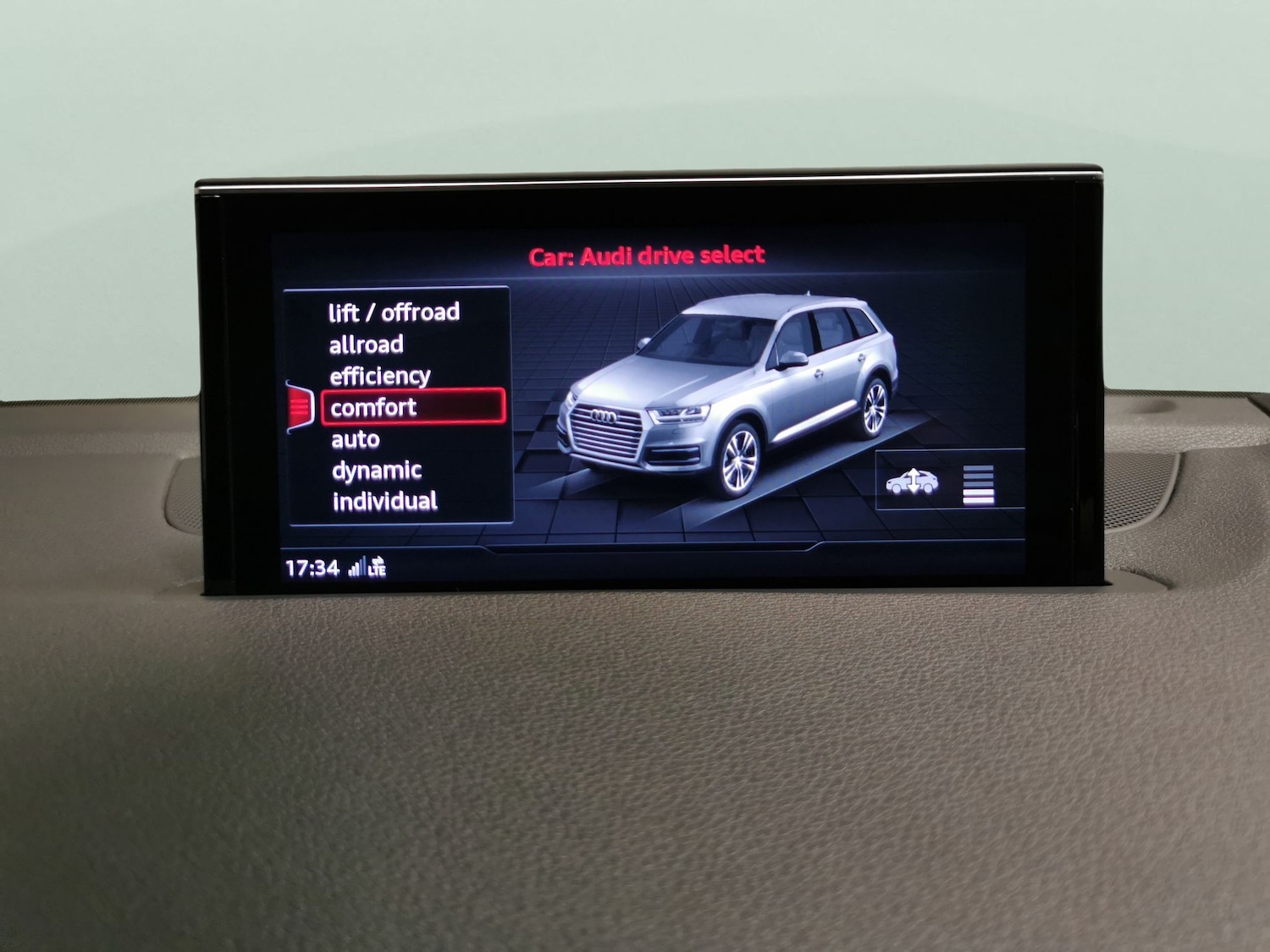 Used Audi SQ7 2017 for sale - 76540333: Photo 17