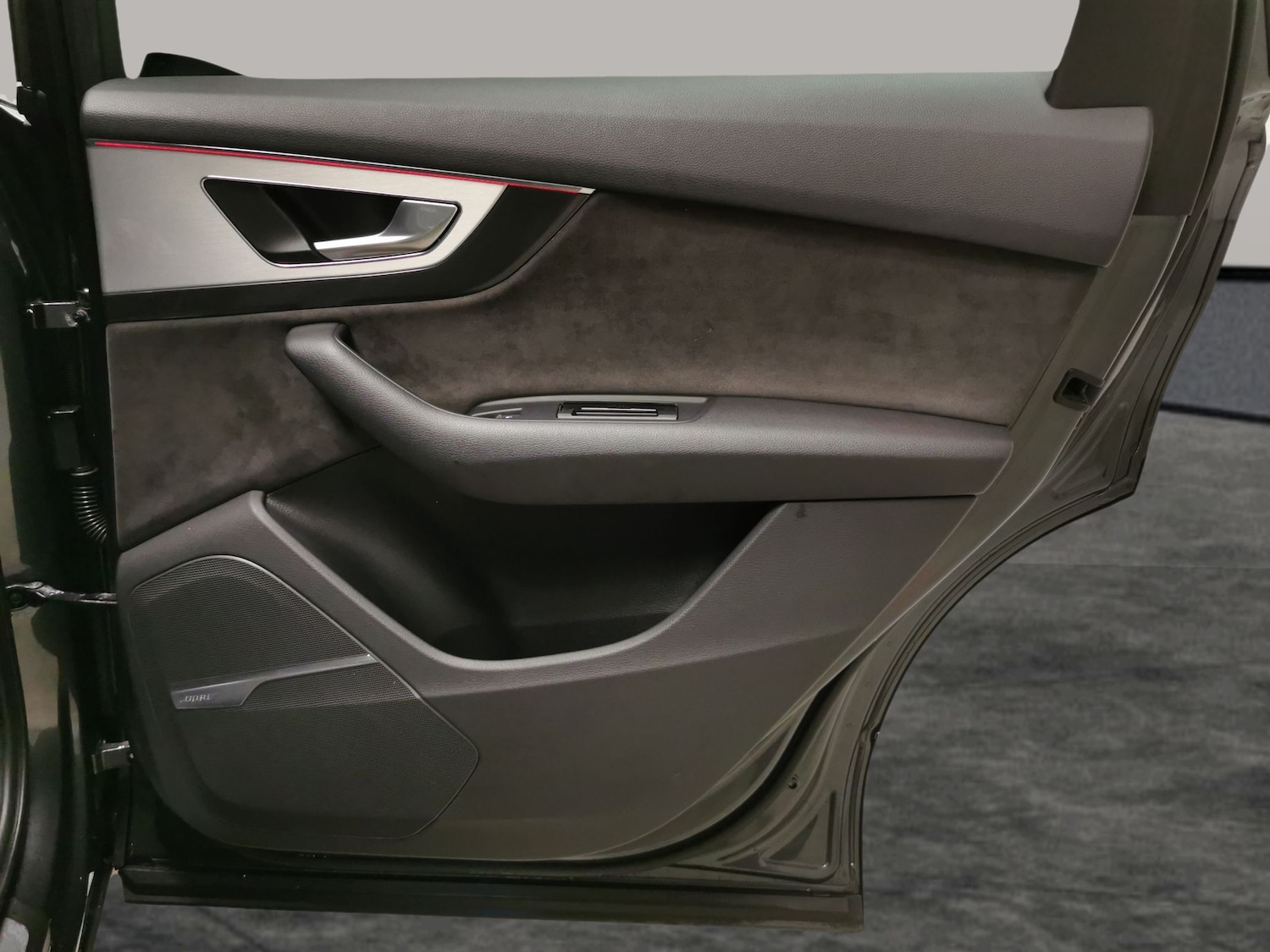 Used Audi SQ7 2017 for sale - 76540333: Photo 31