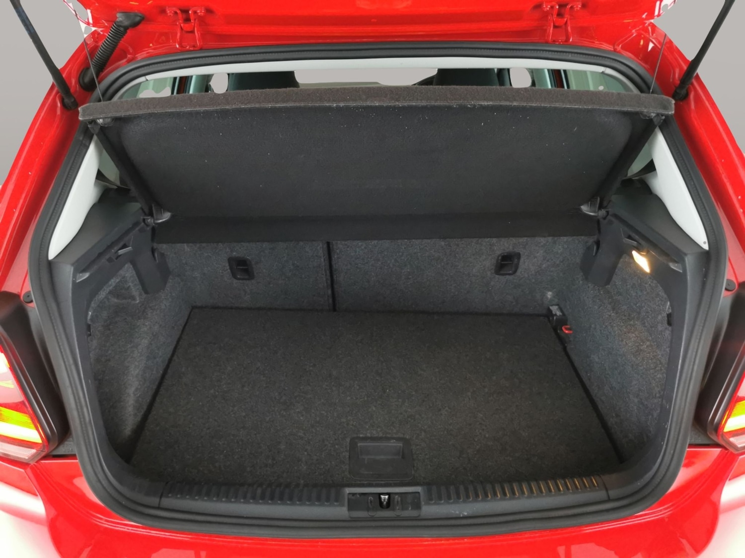 Used Volkswagen Polo 2017 for sale - 78079298: Photo 30