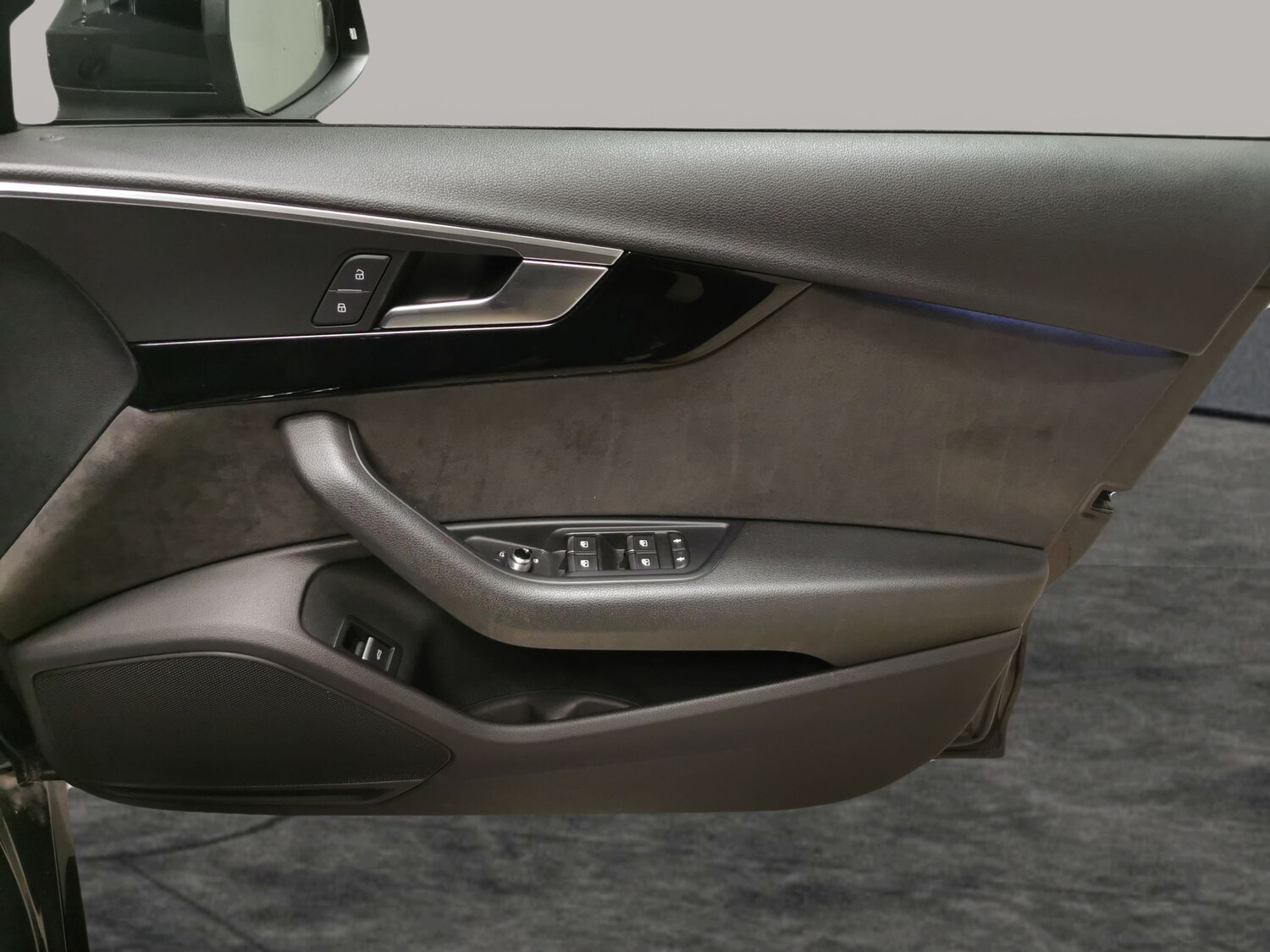 Used Audi A4 2019 for sale - 78025504: Photo 32