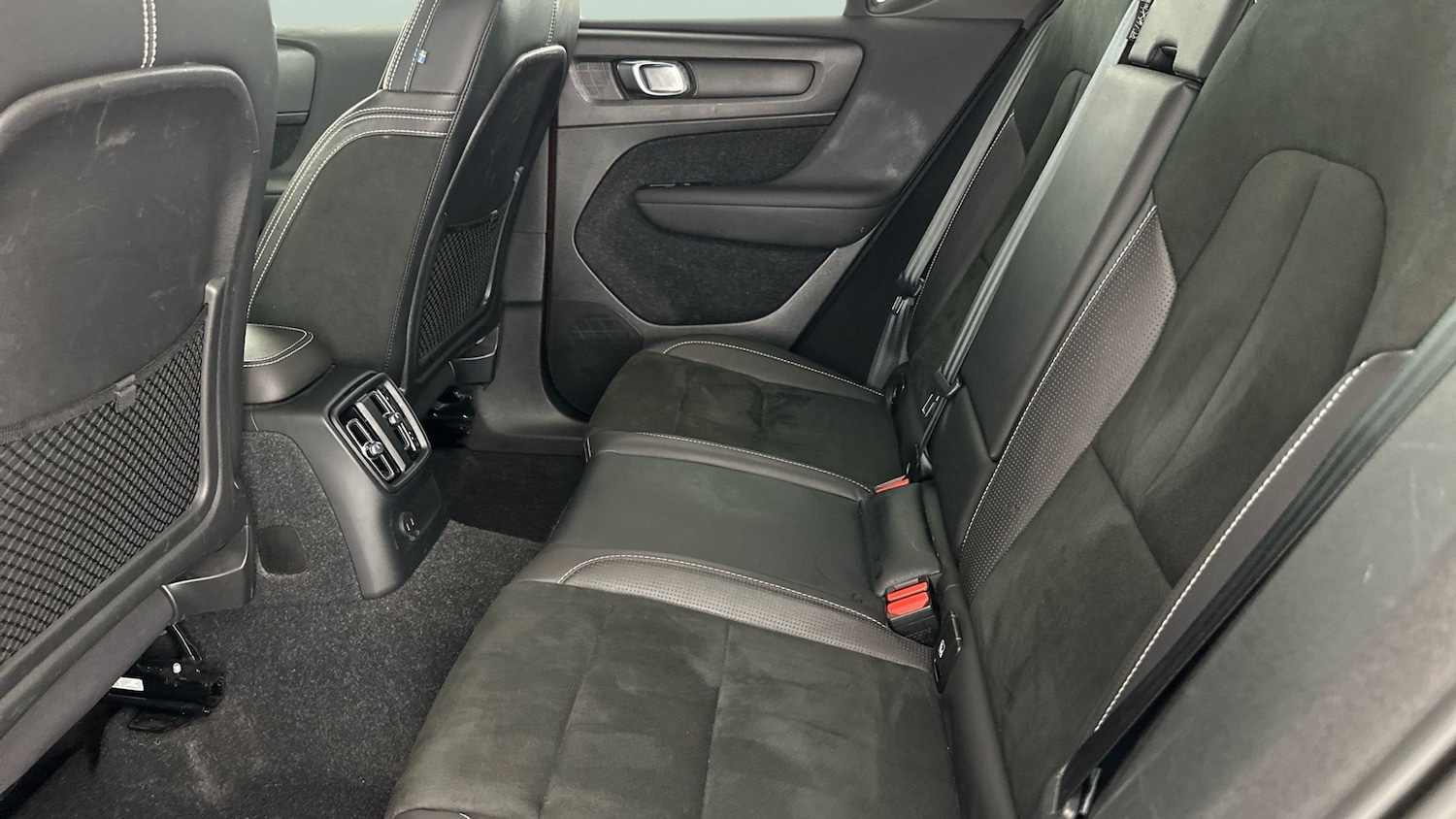 Used Volvo XC40 2021 for sale - 77077790: Photo 17