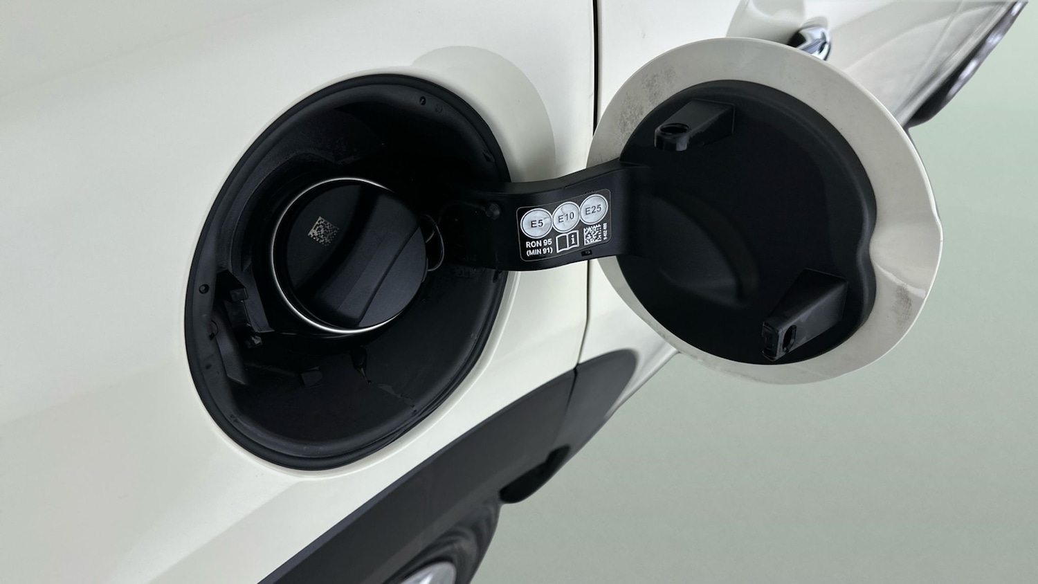 Used MINI Hatch 2020 for sale - 77406754: Photo 12