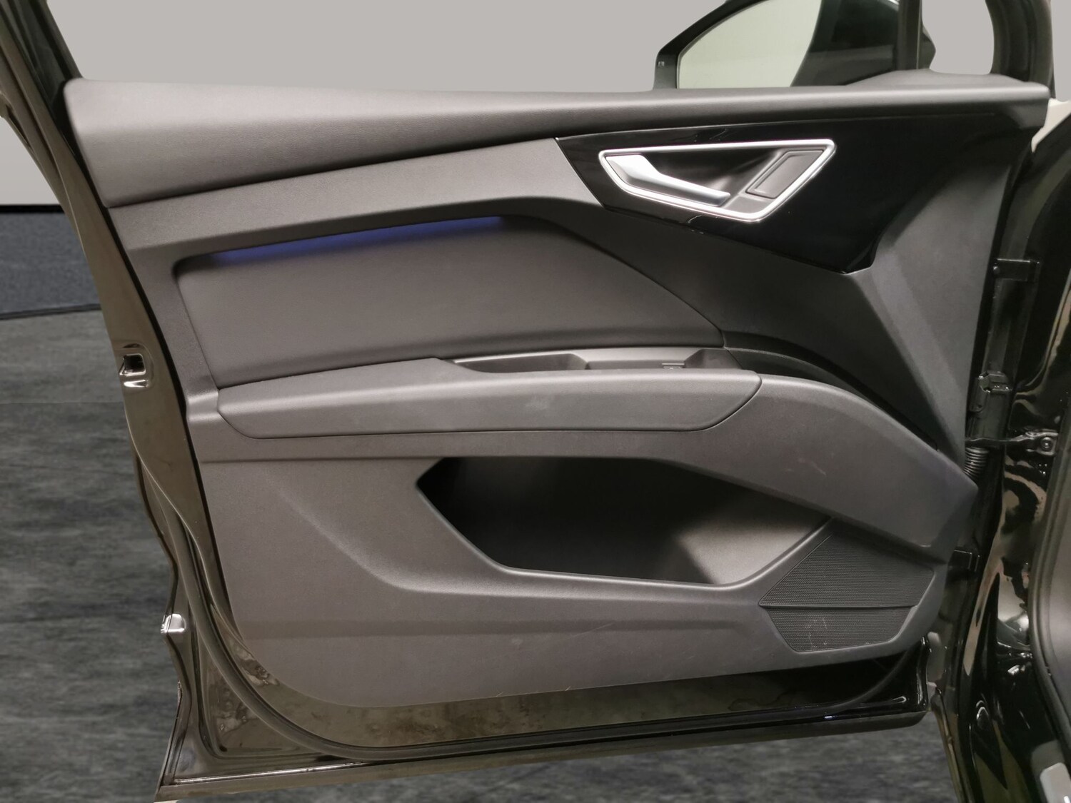 Used Audi Q4 e-tron 2023 for sale - 78137483: Photo 27