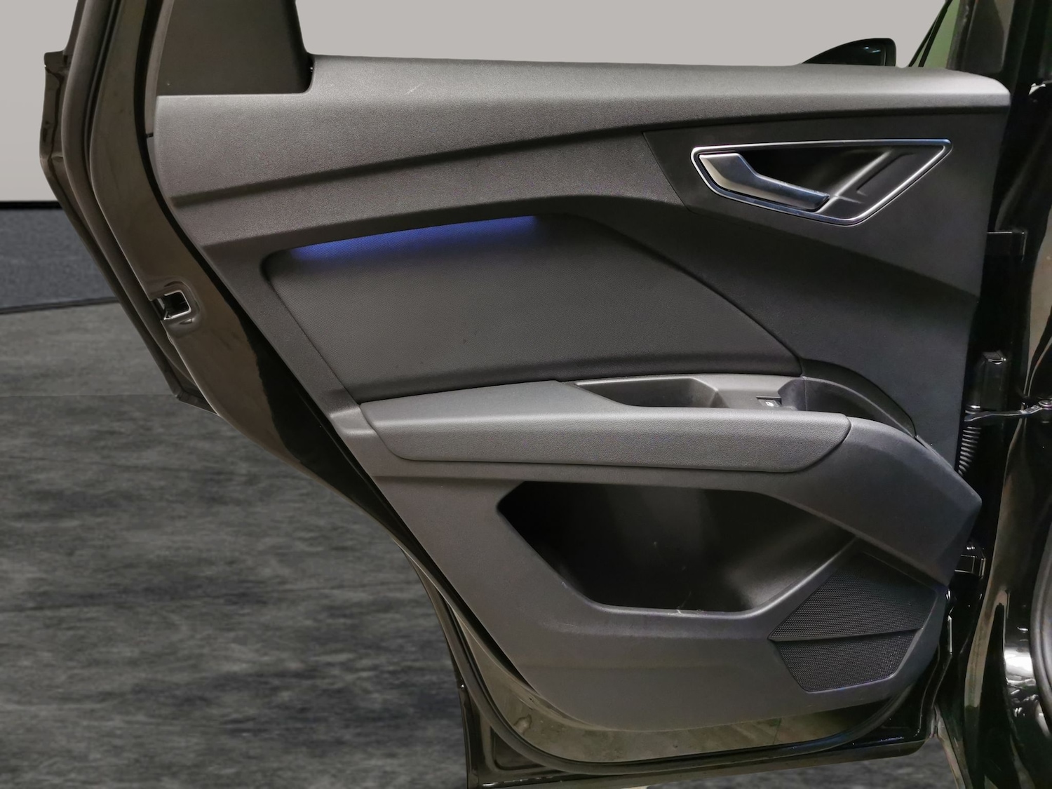 Used Audi Q4 e-tron 2023 for sale - 78137483: Photo 28