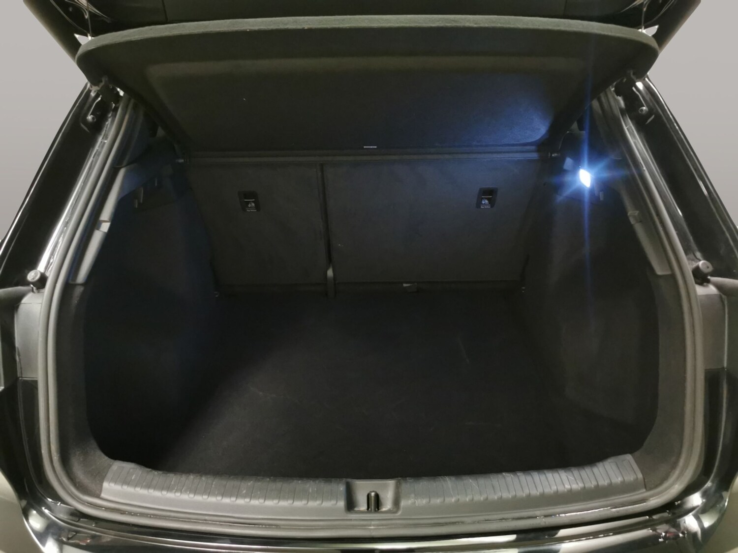 Used Audi Q4 e-tron 2023 for sale - 78137483: Photo 34