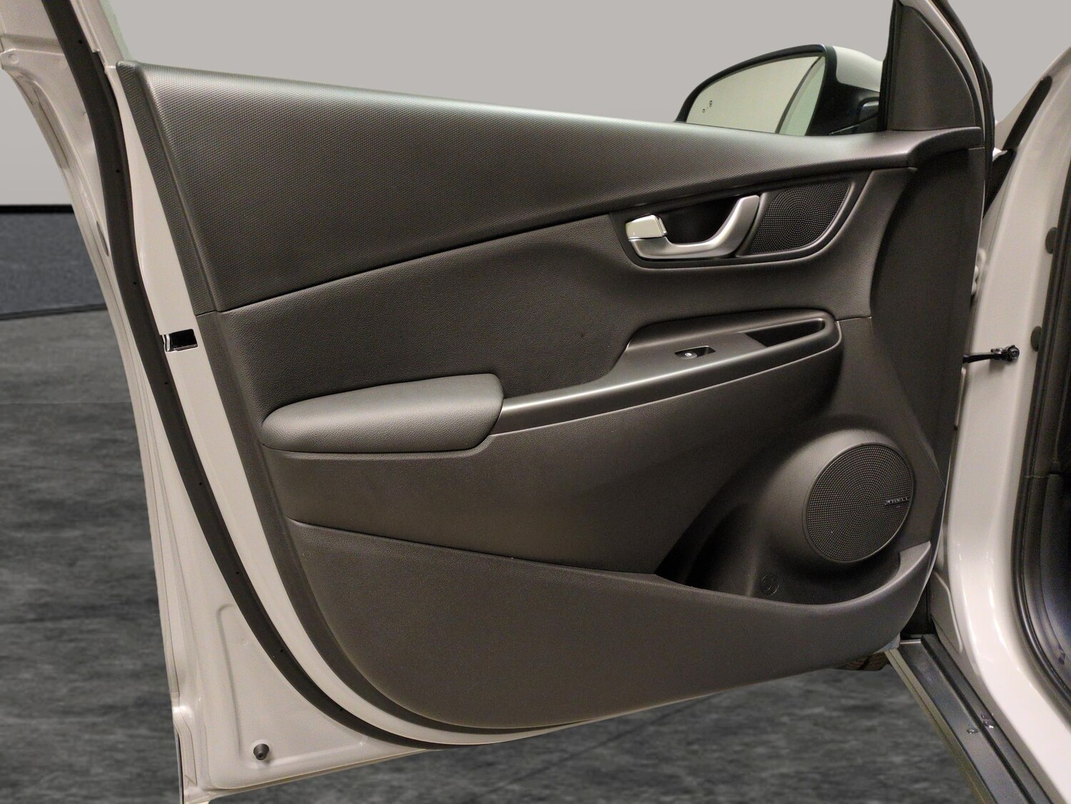 Used Hyundai KONA 2023 for sale - 77995505: Photo 35