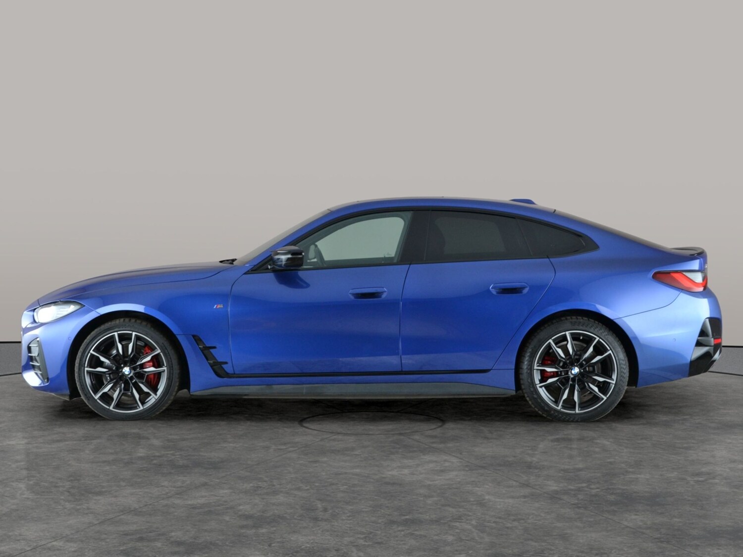 Used BMW i4 2022 for sale - 77347311: Photo 16