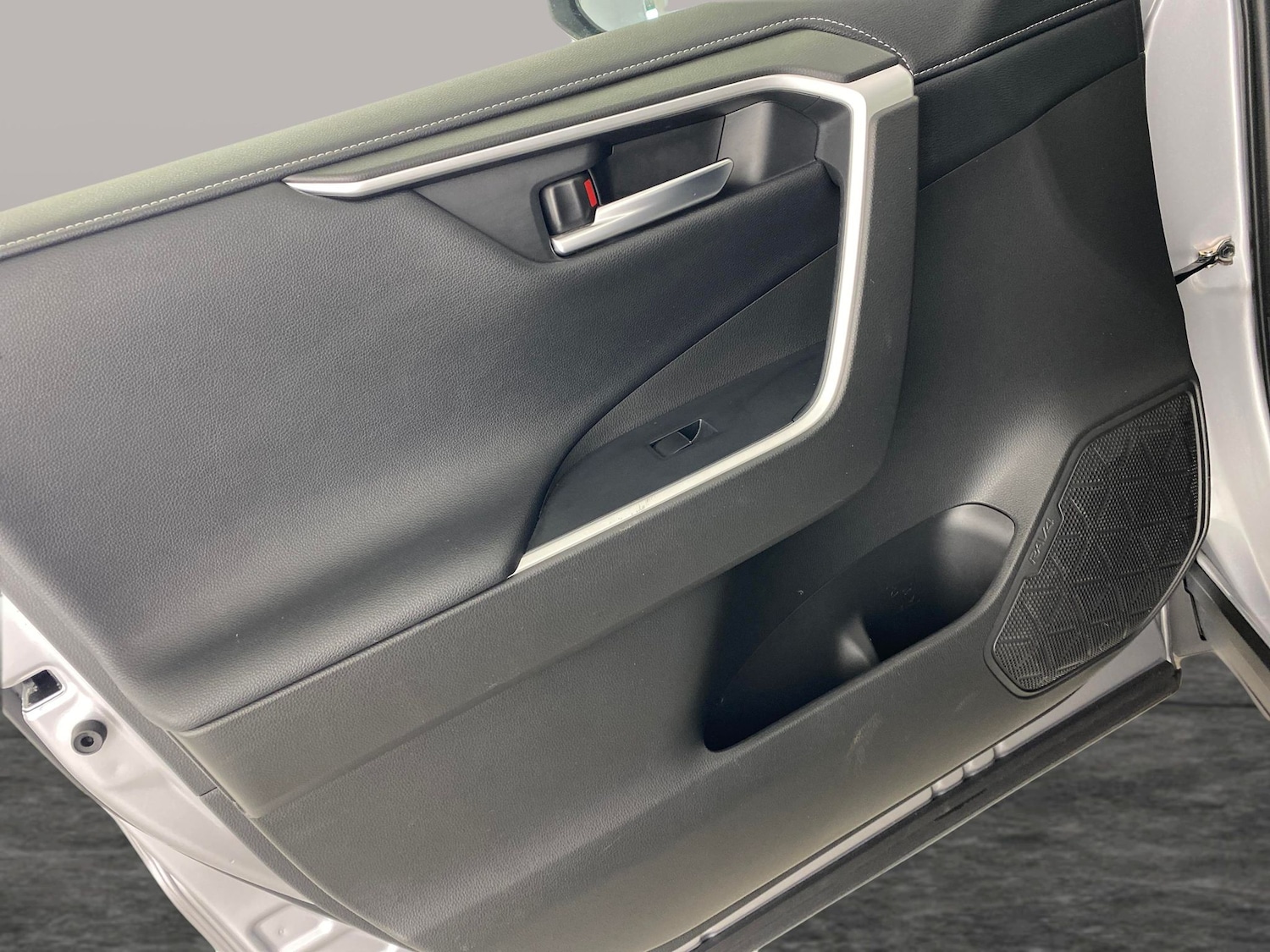 Used Toyota RAV4 2020 for sale - 77980678: Photo 25