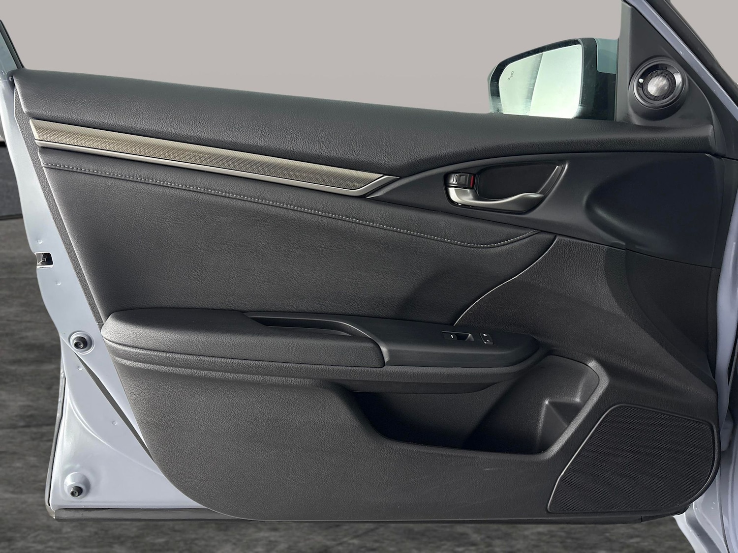 Used Honda Civic 2020 for sale - 76555096: Photo 34