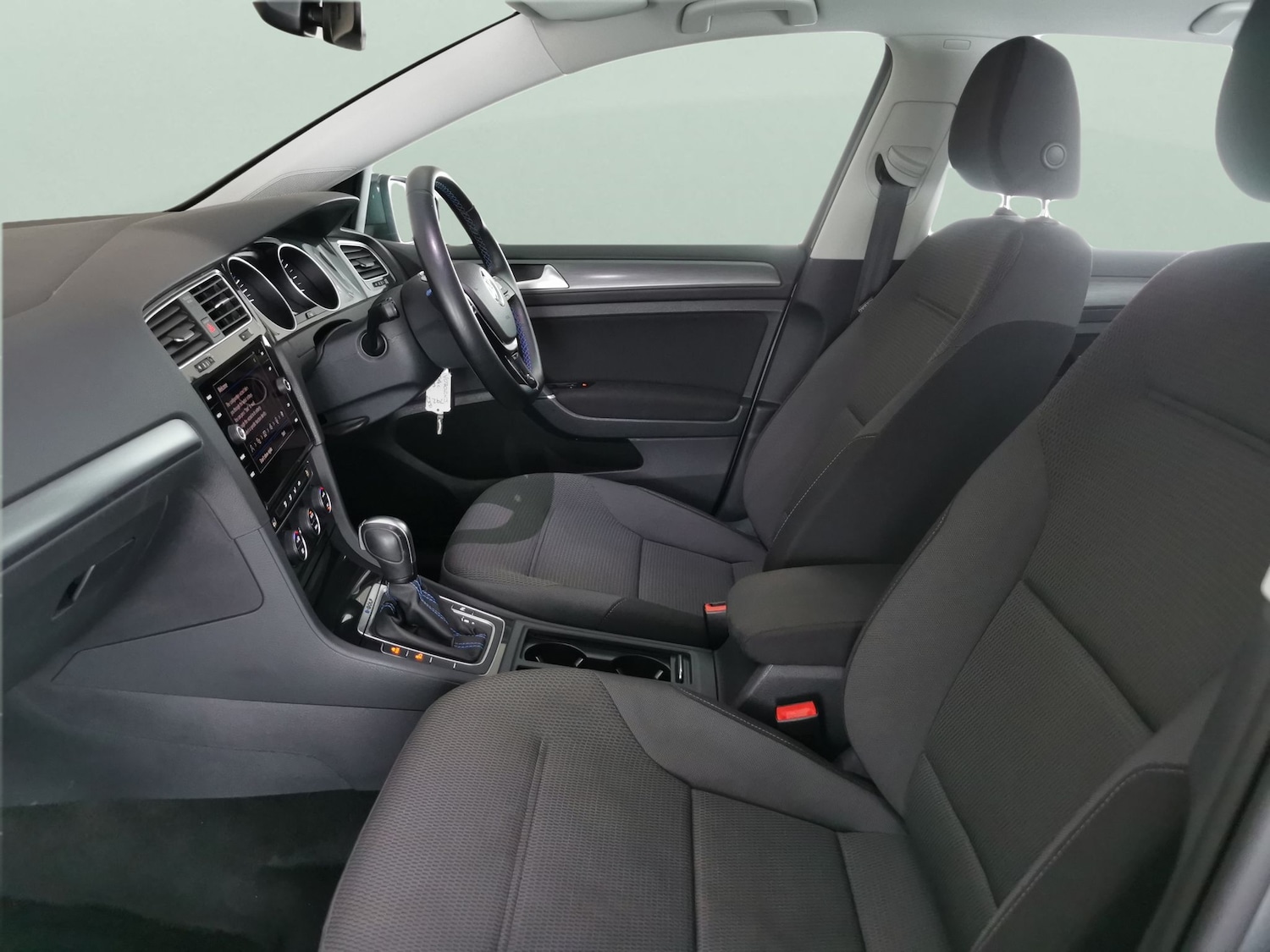 Used Volkswagen Golf 2020 for sale - 78159725: Photo 4