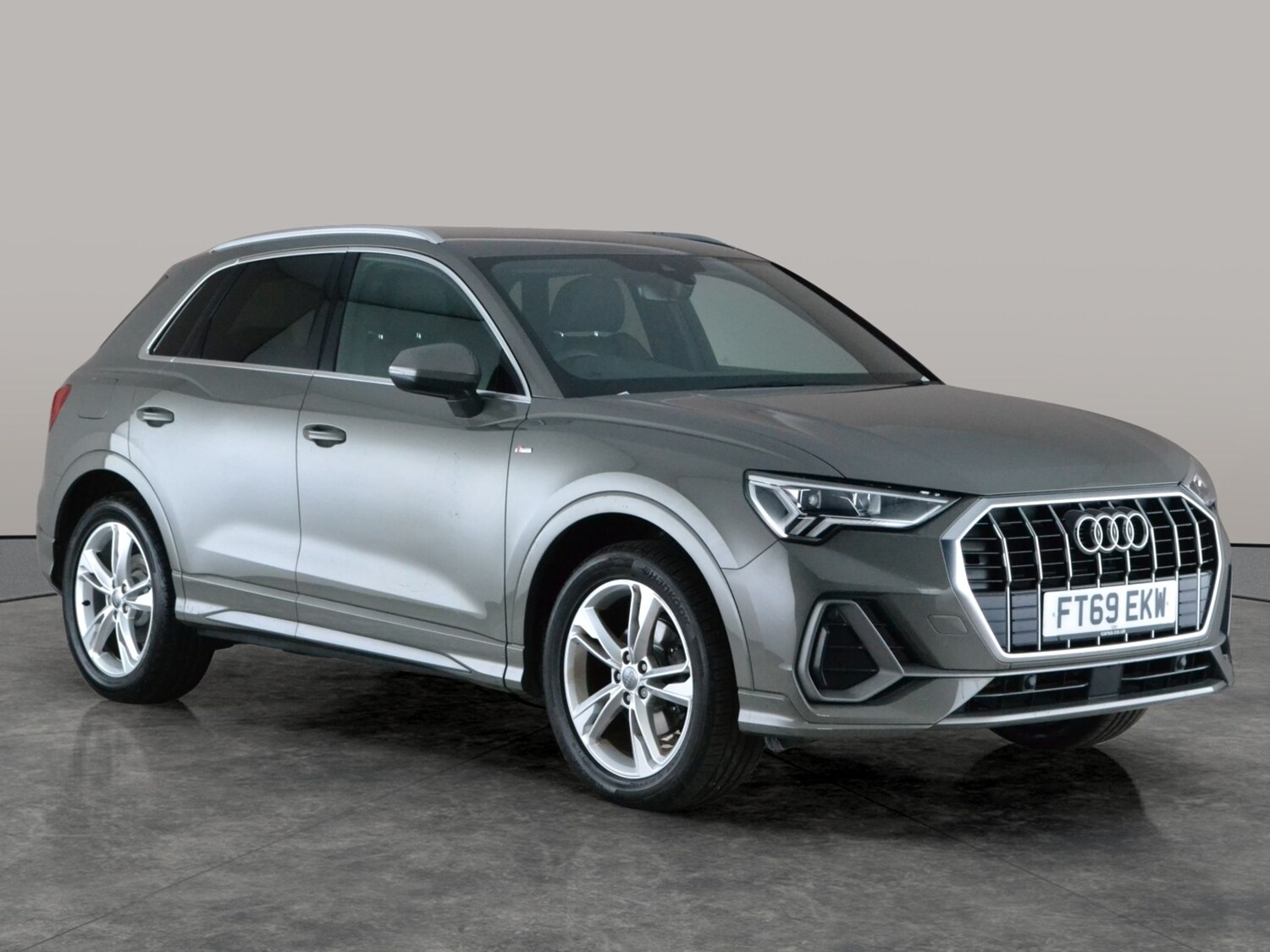 Used Audi Q3 2020 for sale - 77707849: Photo 8