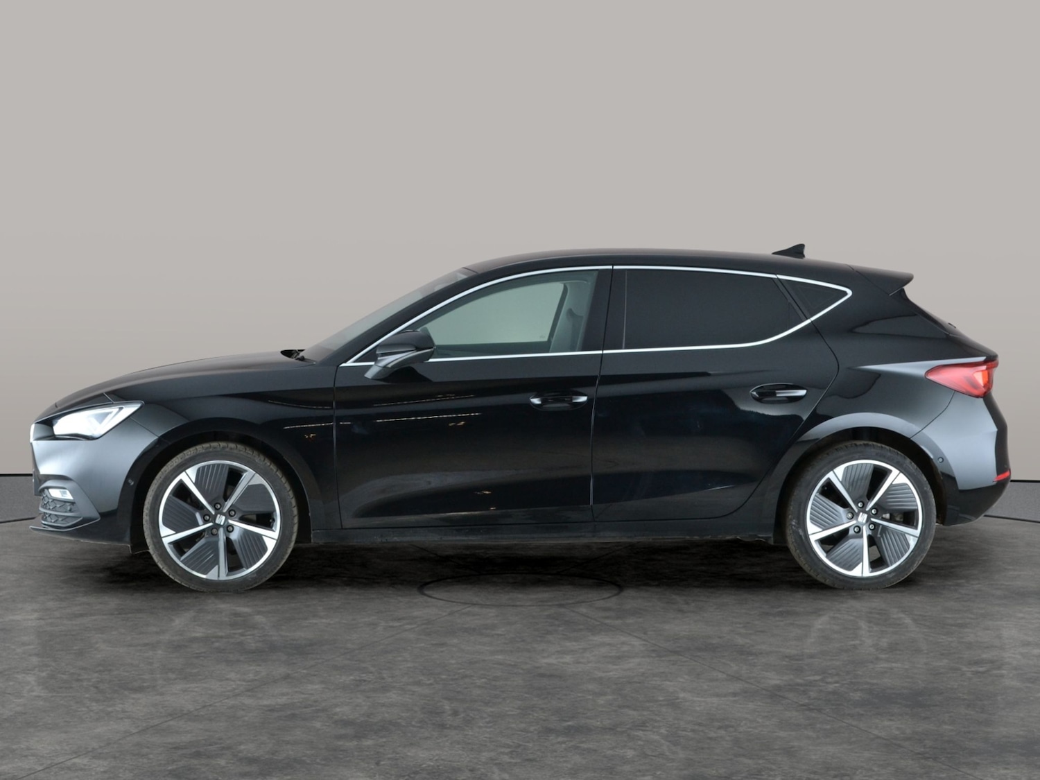 Used SEAT Leon 2021 for sale - 77159733: Photo 13