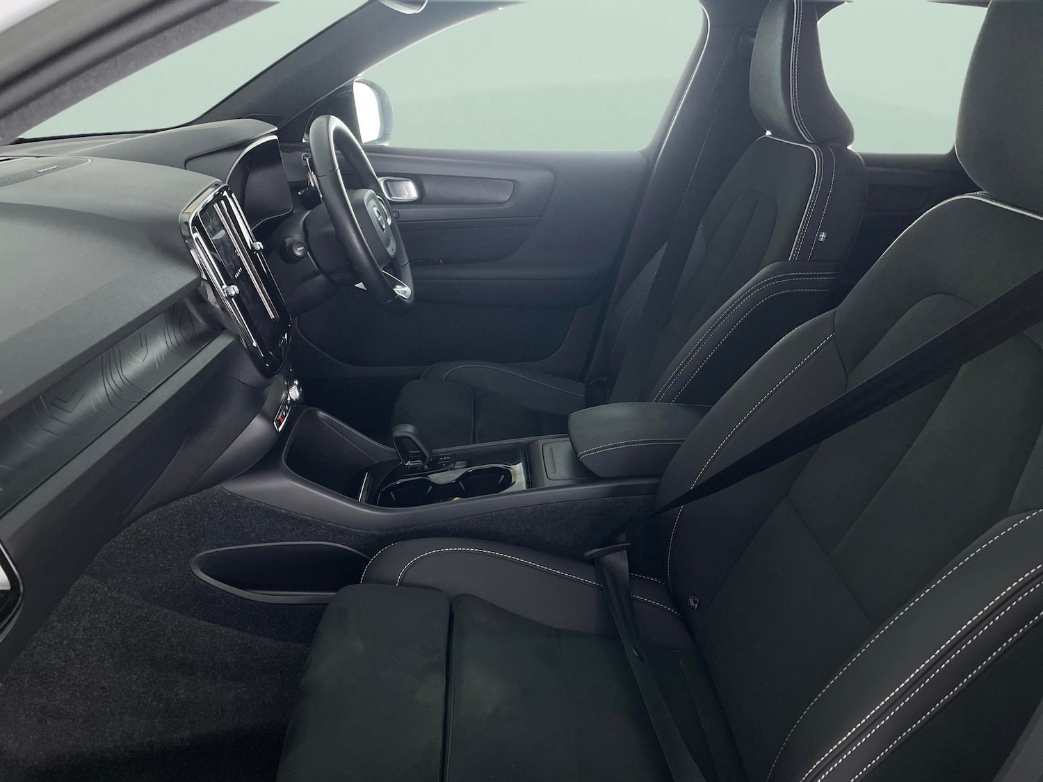 Used Volvo XC40 2022 for sale - 78199662: Photo 4