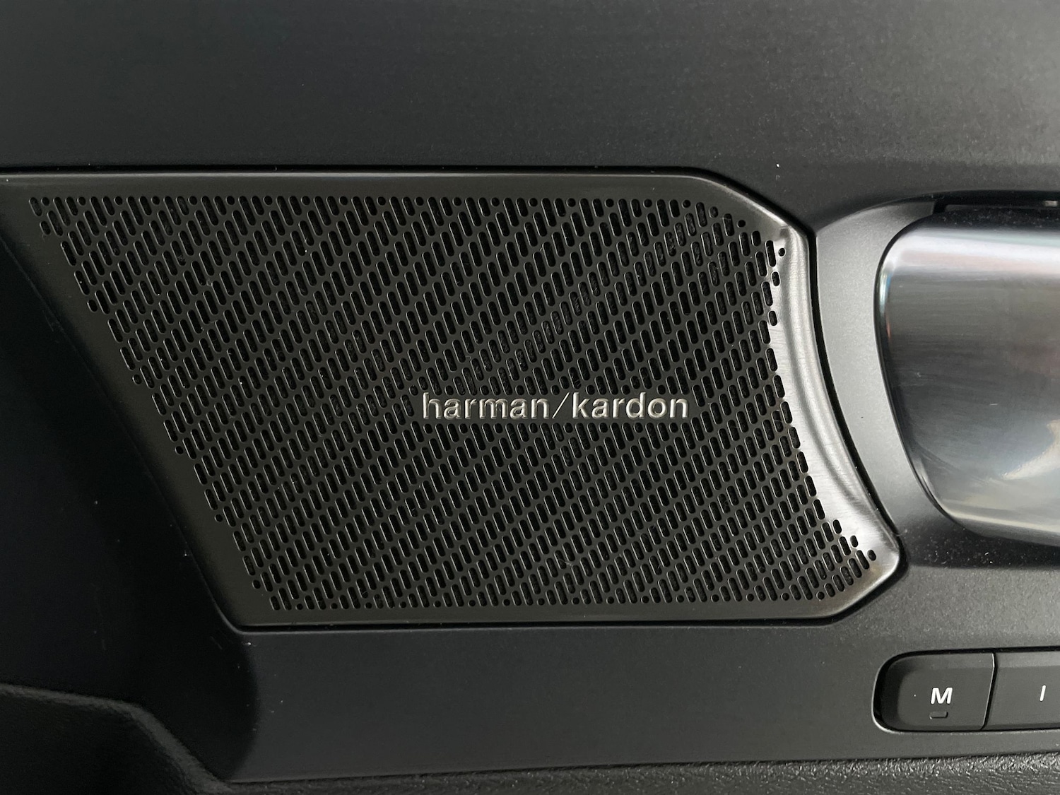 Used Volvo XC40 2022 for sale - 78199662: Photo 6