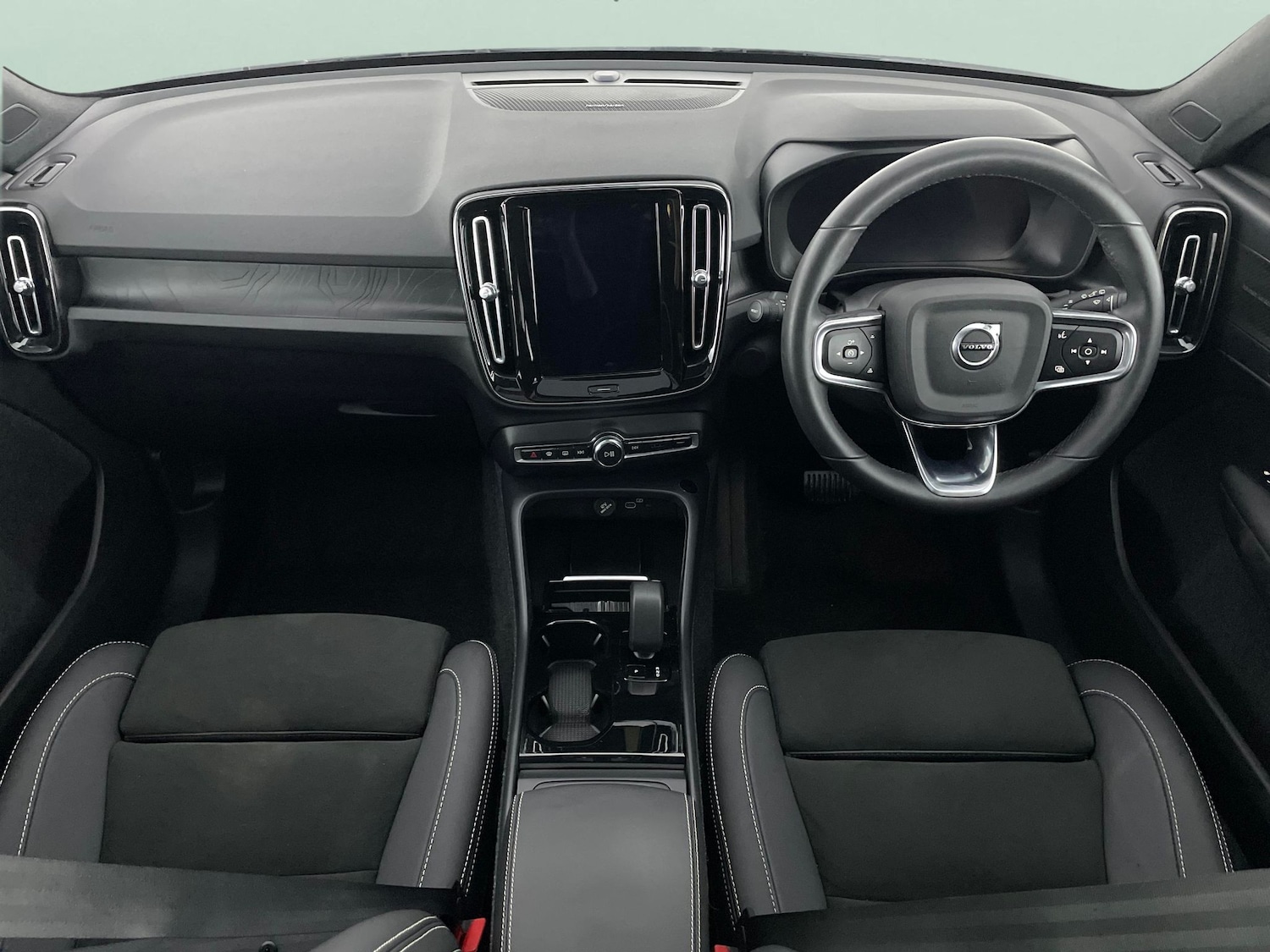 Used Volvo XC40 2022 for sale - 78199662: Photo 9