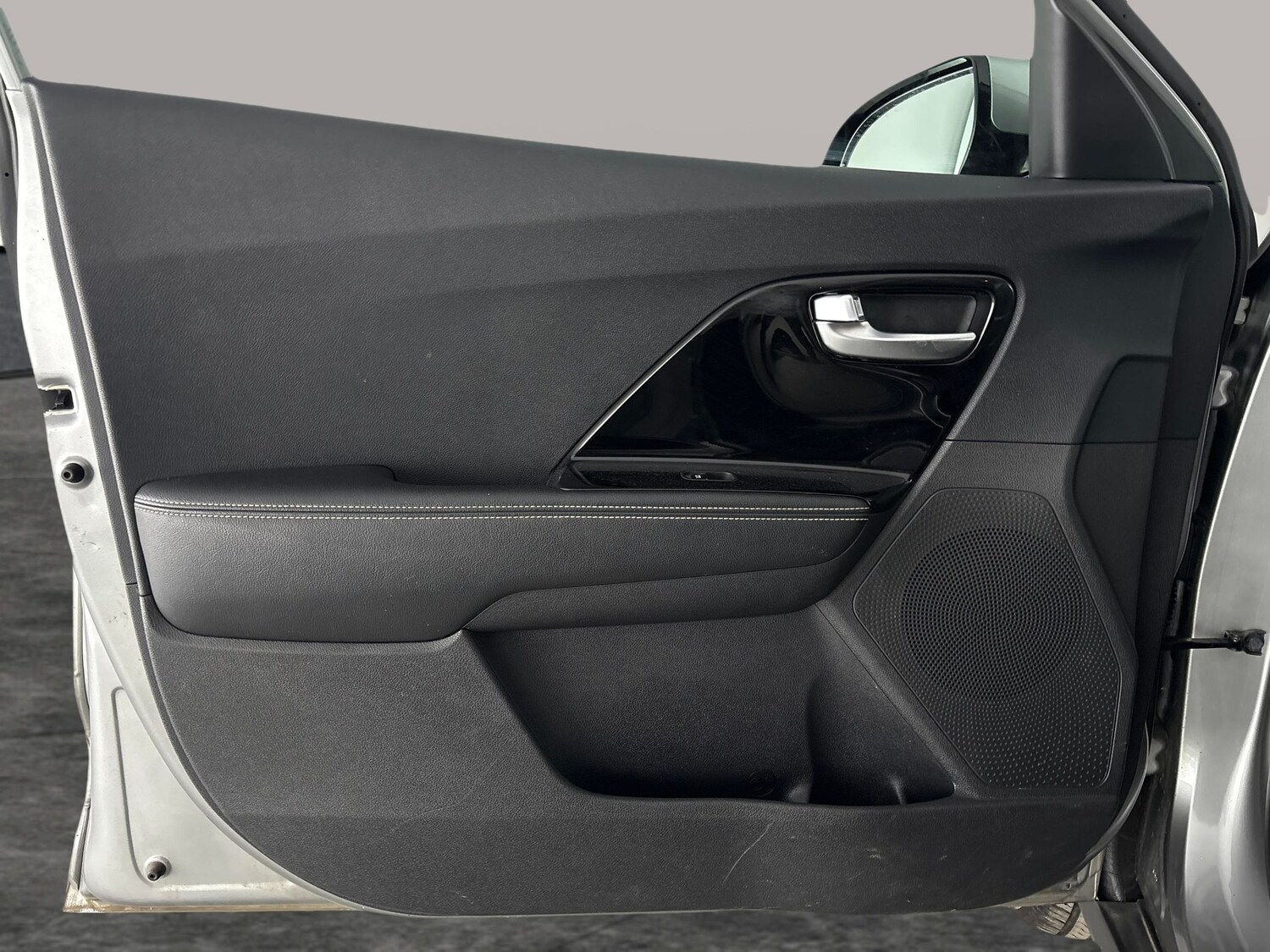 Used Kia Niro 2021 for sale - 77502304: Photo 31